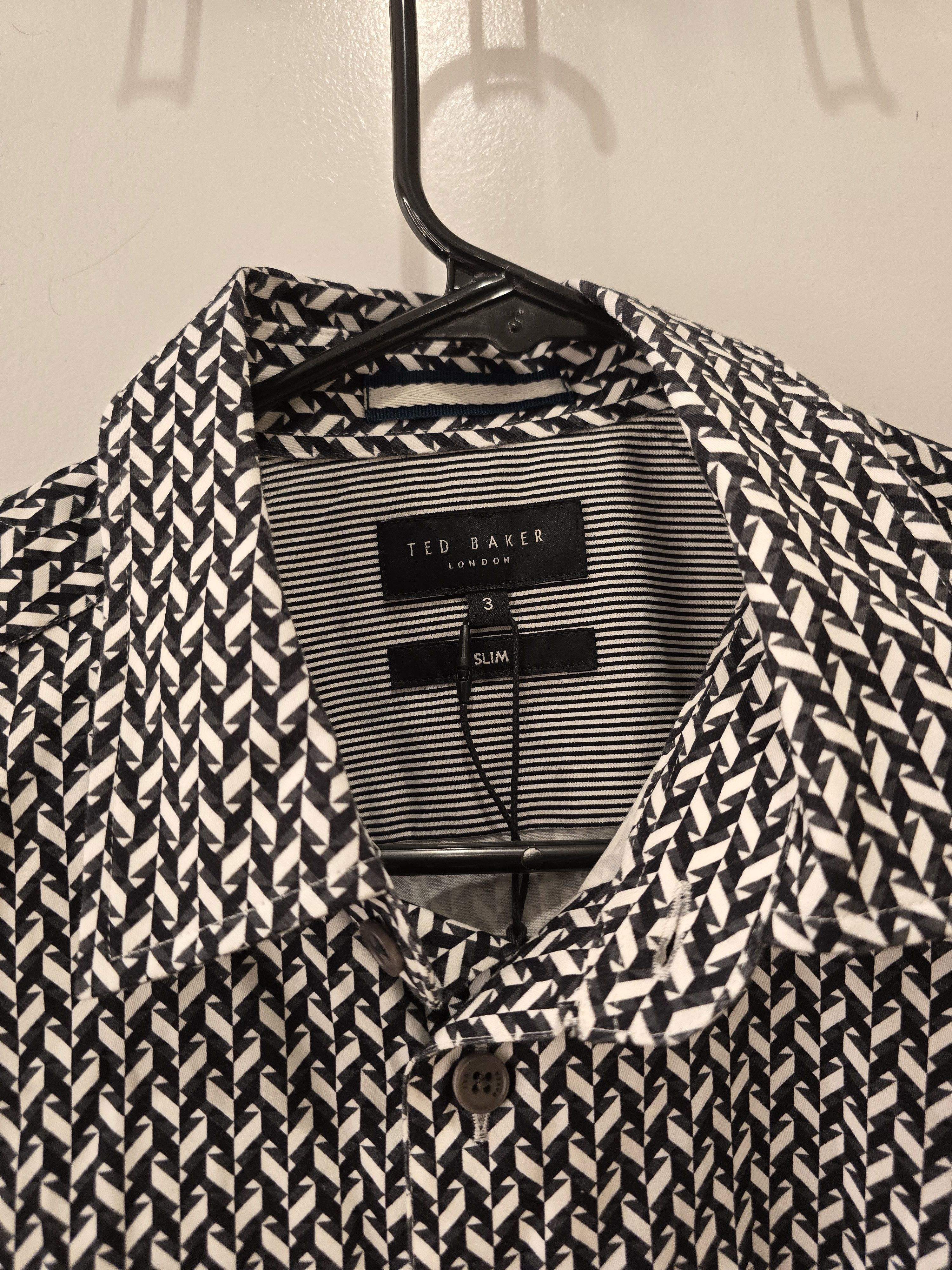 Ted Baker Ted Baker Geometric Buttoned Shirt Size US L / EU 52-54 / 3 - 2 Thumbnail