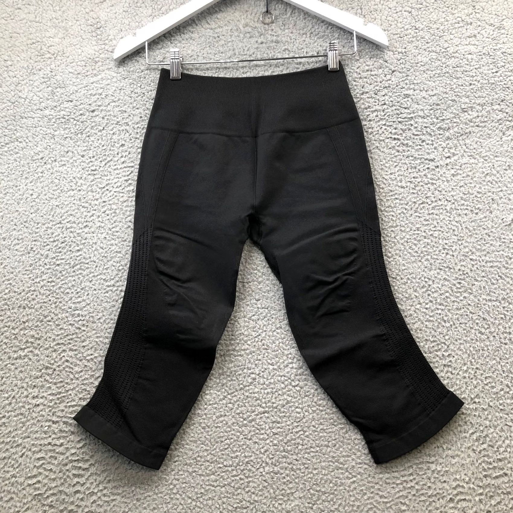 Lululemon Lululemon In The Flow Crop Leggings Women XS Seamless Black High Rise Ruched Canvas Style Cropped Activewear Size 26" / US 2 / IT 38 - 5 Thumbnail