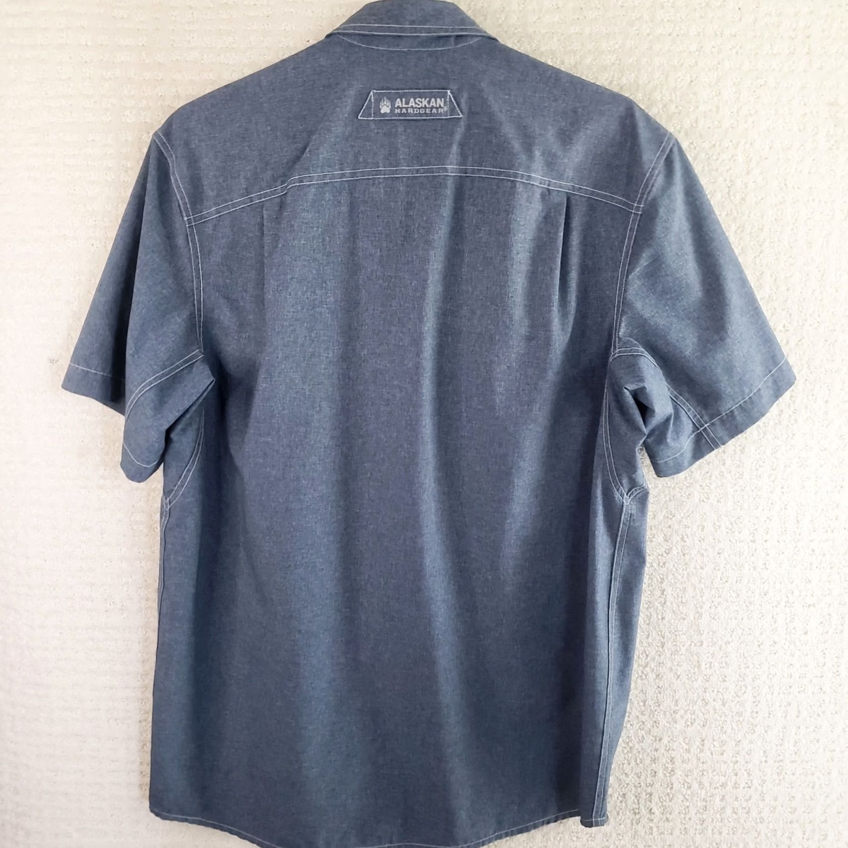 CO Alaskan Hardgear by Duluth Trading Co Men Blue Denim Chambray Button-Up Short Sleeve Shirt M Size US M / EU 48-50 / 2 - 7 Thumbnail