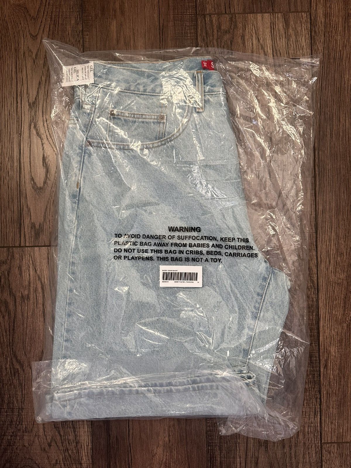 Supreme Baggy Denim Short 34 Washed Indigo Jort Jeans New