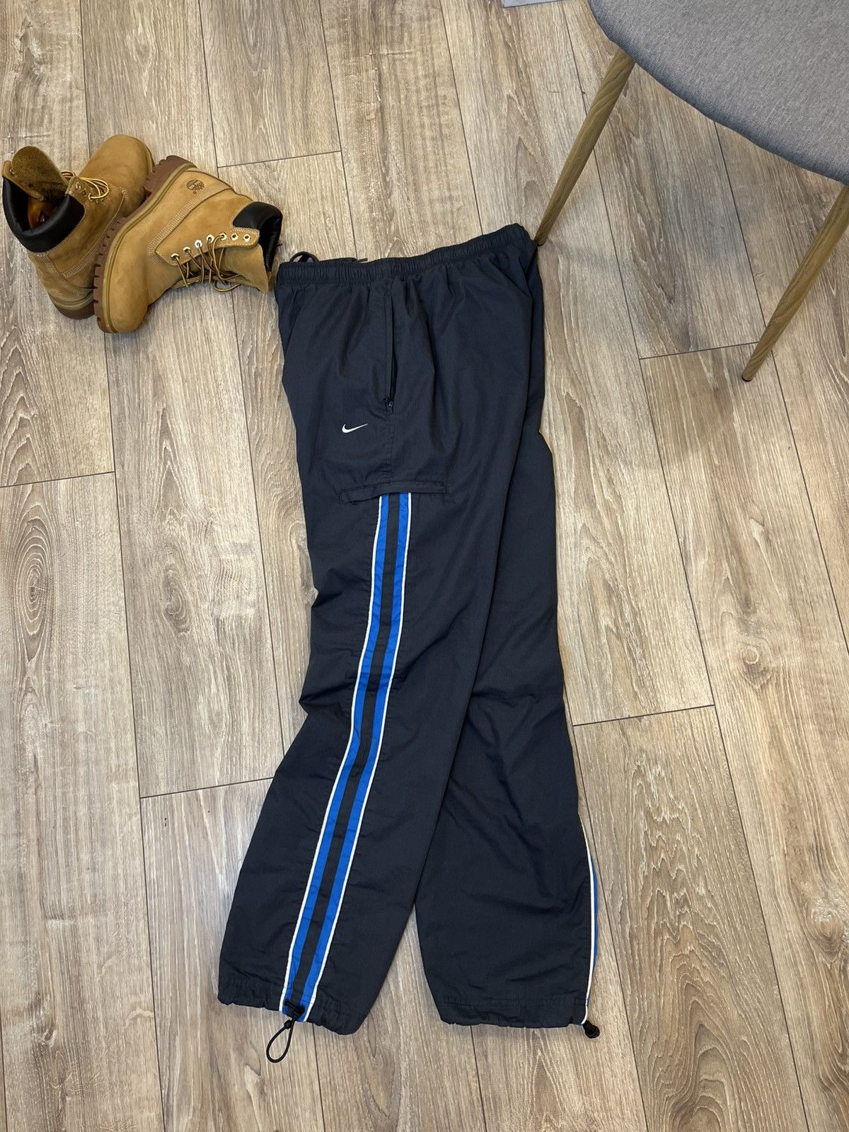 Nike 💨NIKE VINTAGE PARACHUTE CARGO PANTS Size US 32 / EU 48 - 1 Thumbnail