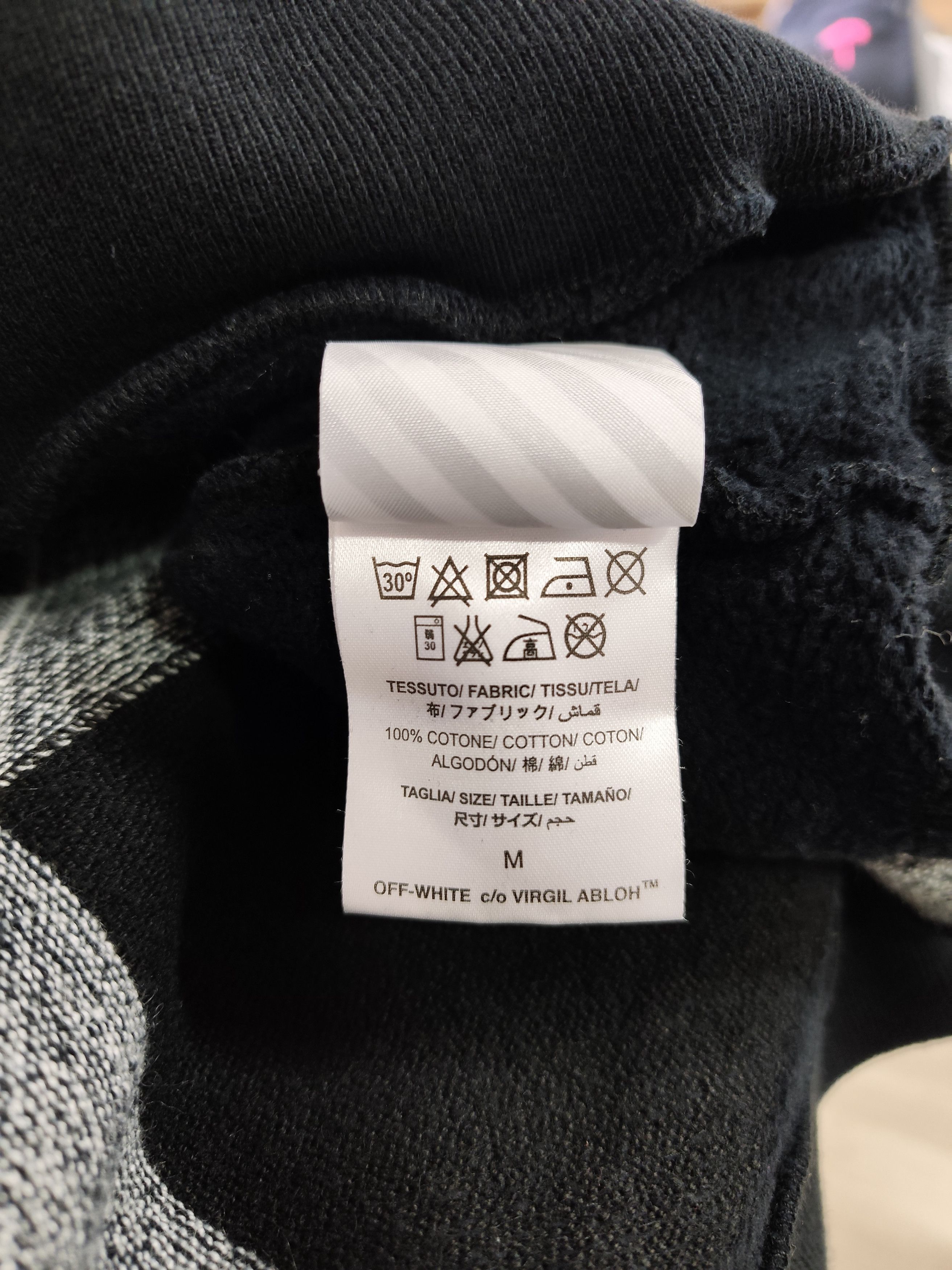 Off-White Off-White "Checked Arrow" Size US M / EU 48-50 / 2 - 8 Thumbnail