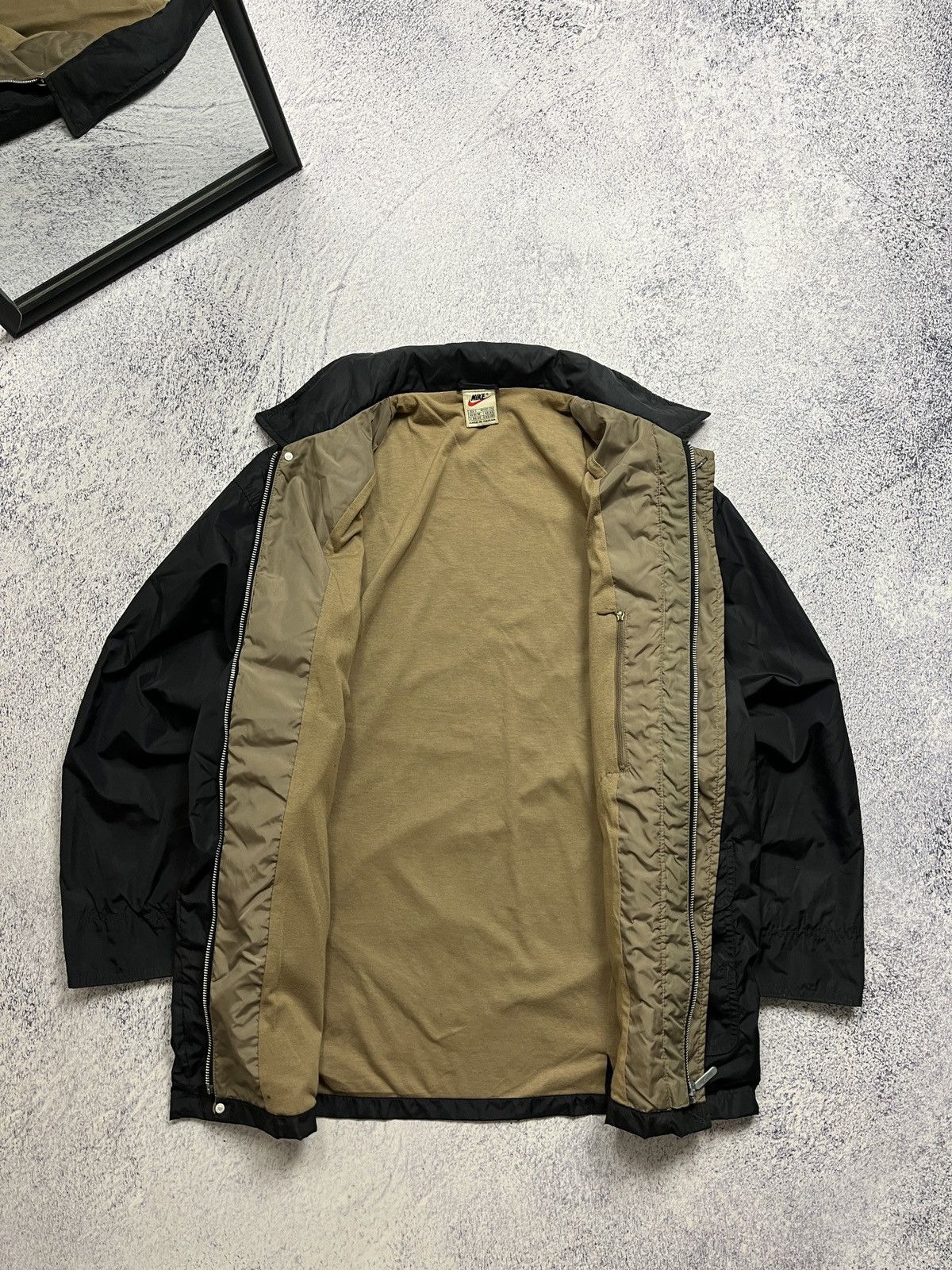 Nike × Vintage Nike Vintage Big Logo Swoosh Nylon Bomber Jacket 90s Y2K Size US S / EU 44-46 / 1 - 6 Thumbnail