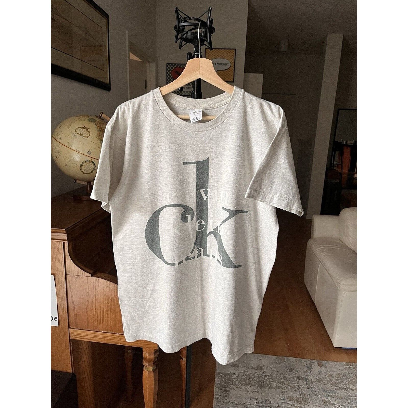 Calvin Klein VINTAGE CALVIN KLEIN LOGO GREY SINGLES STITCH T SHIRT SIZE M Size US M / EU 48-50 / 2 - 1 Thumbnail