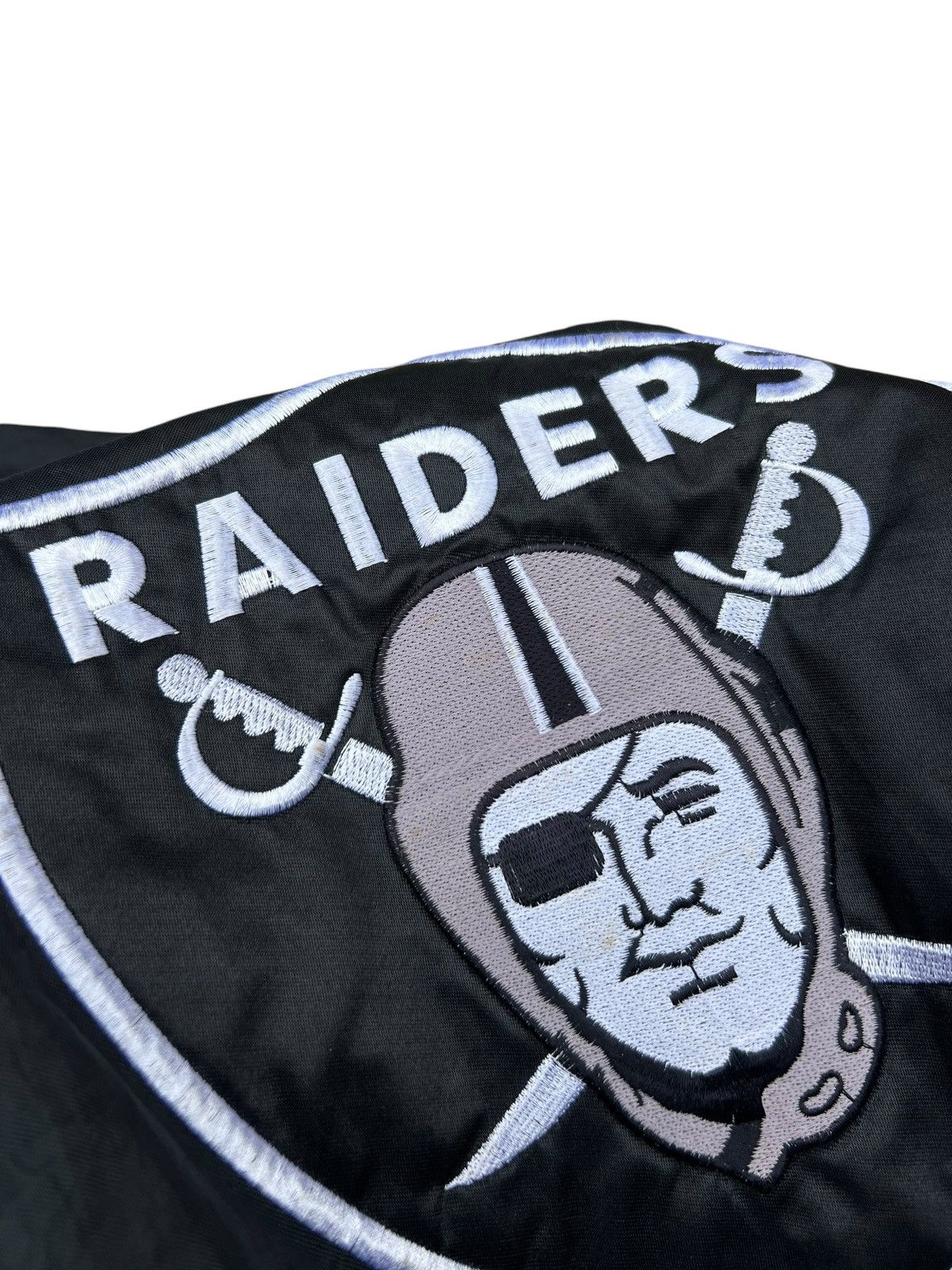 Foot Locker 90s NFL Raiders Reversible Heavy Puffer Pro Player Jacket Size US L / EU 52-54 / 3 - 4 Thumbnail
