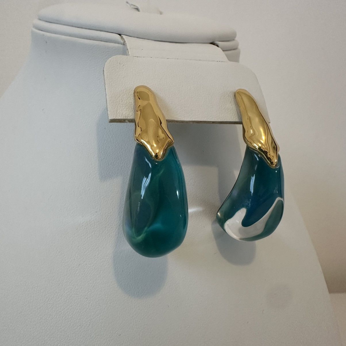 Alexis Bittar Alexis Bittar Liquid Lucite Arched Large Drop Earrings Size ONE SIZE - 10 Thumbnail