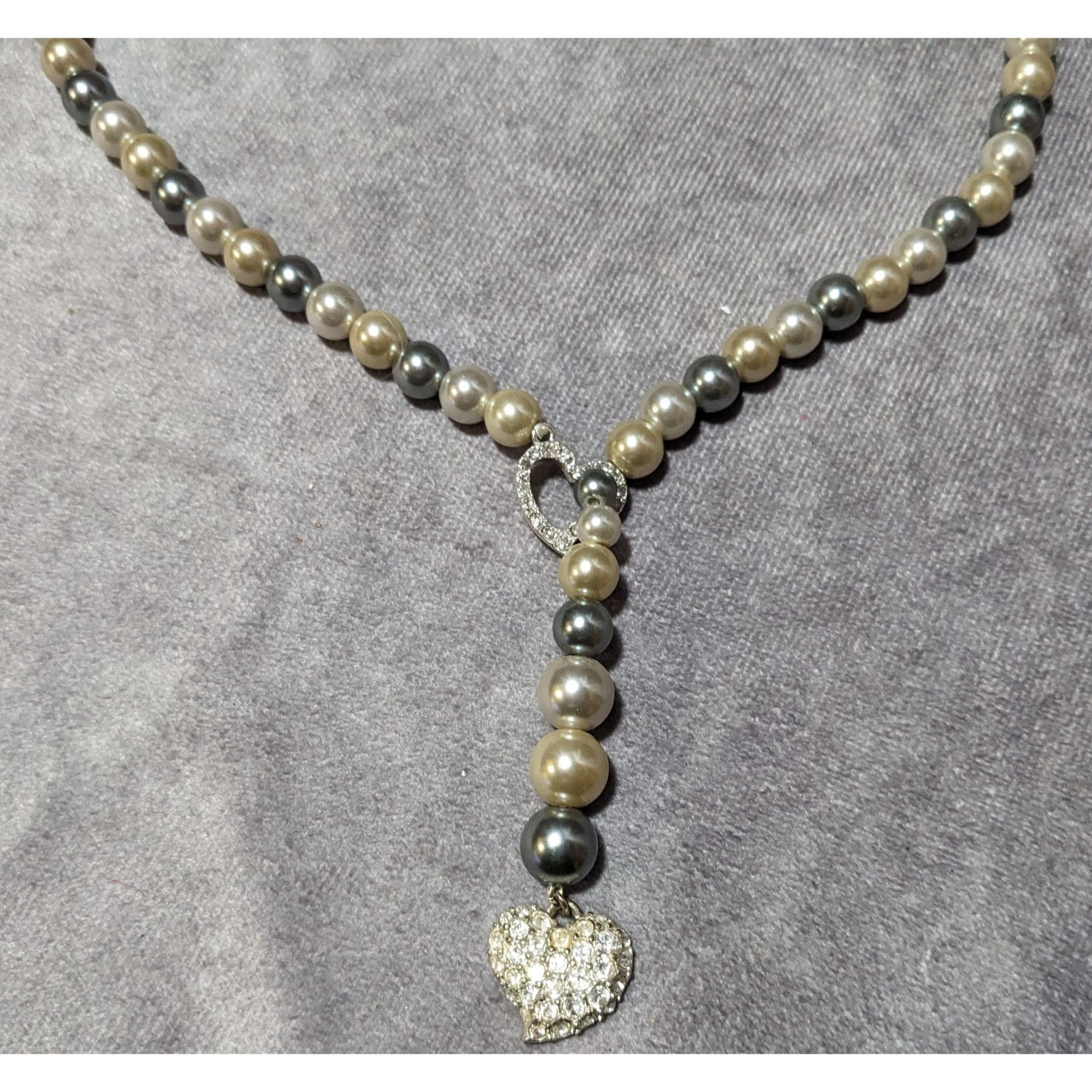 Other Vintage Avon Grey And White Faux Pearl Silver Tone Rhineston Size ONE SIZE - 10 Thumbnail