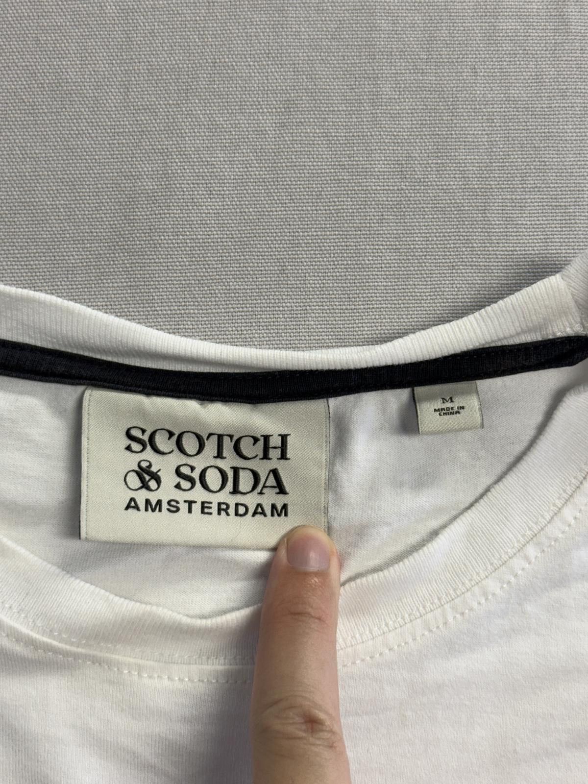 Scotch & Soda Scotch and Soda Amsterdam Tag Just Visiting Lodge Size US M / EU 48-50 / 2 - 2 Thumbnail