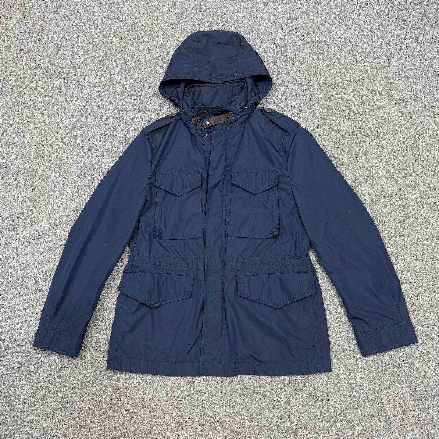 Burberry Burberry Navy Check Lining Jacket Size US S / EU 44-46 / 1 - 1 Thumbnail