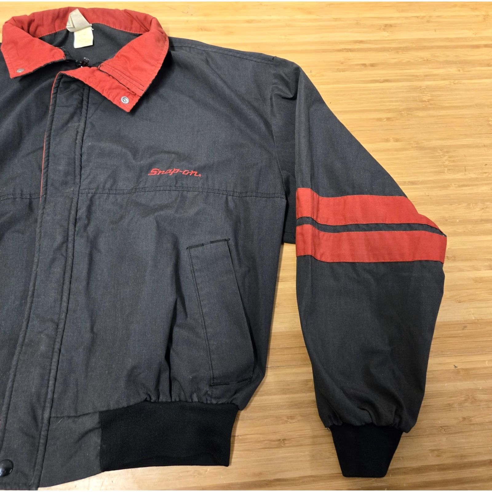 Vintage VINTAGE Swingster Jacket Mens XL Black Red Bomber Snap-on Embroidered Logo 90s Workwear Casual Charcoal/Black Night? Size US XL / EU 56 / 4 - 2 Thumbnail