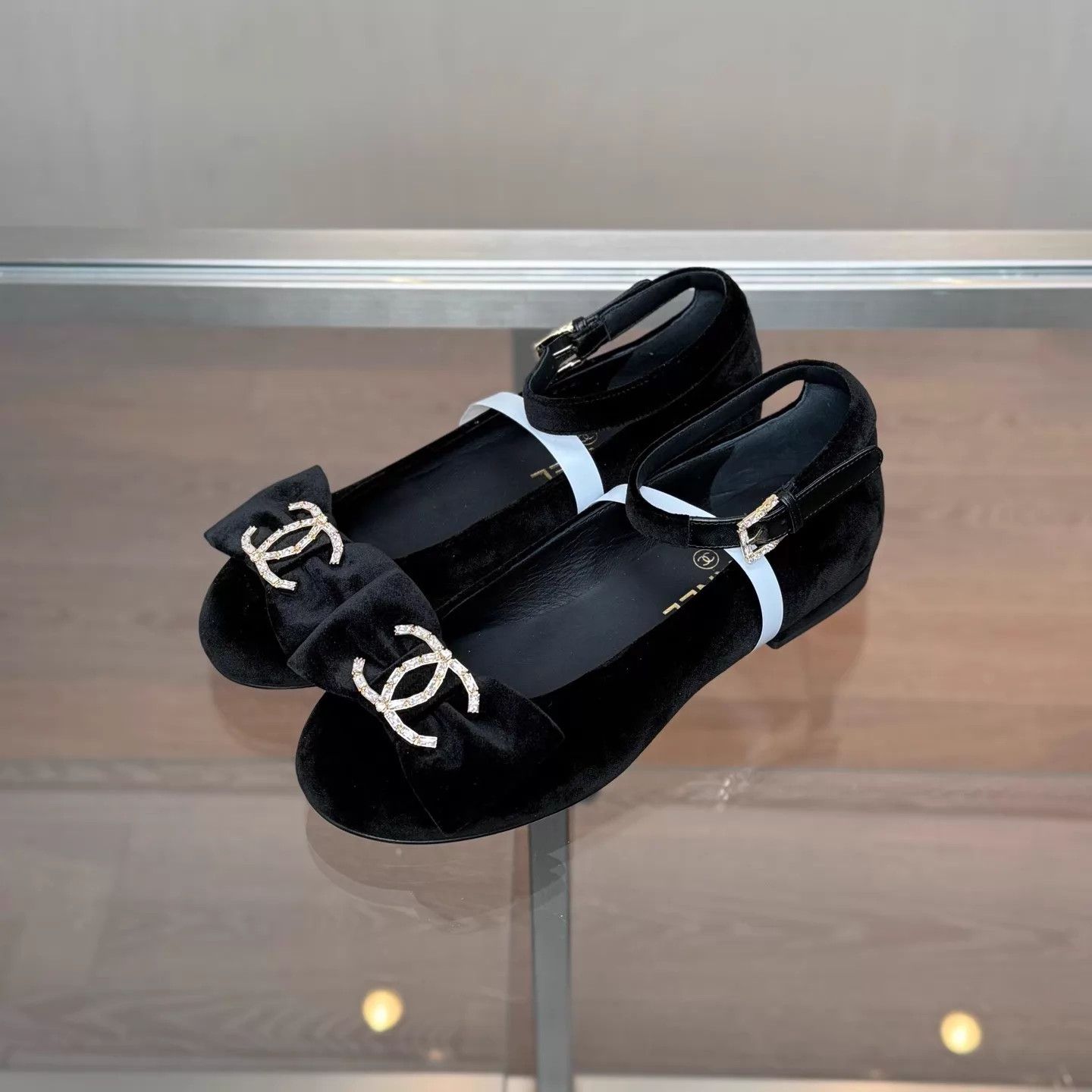 Chanel Chanel 24k velvet crystal buckle Mary Janes 36 new Size US 5.5 / IT 35.5 - 1 Thumbnail