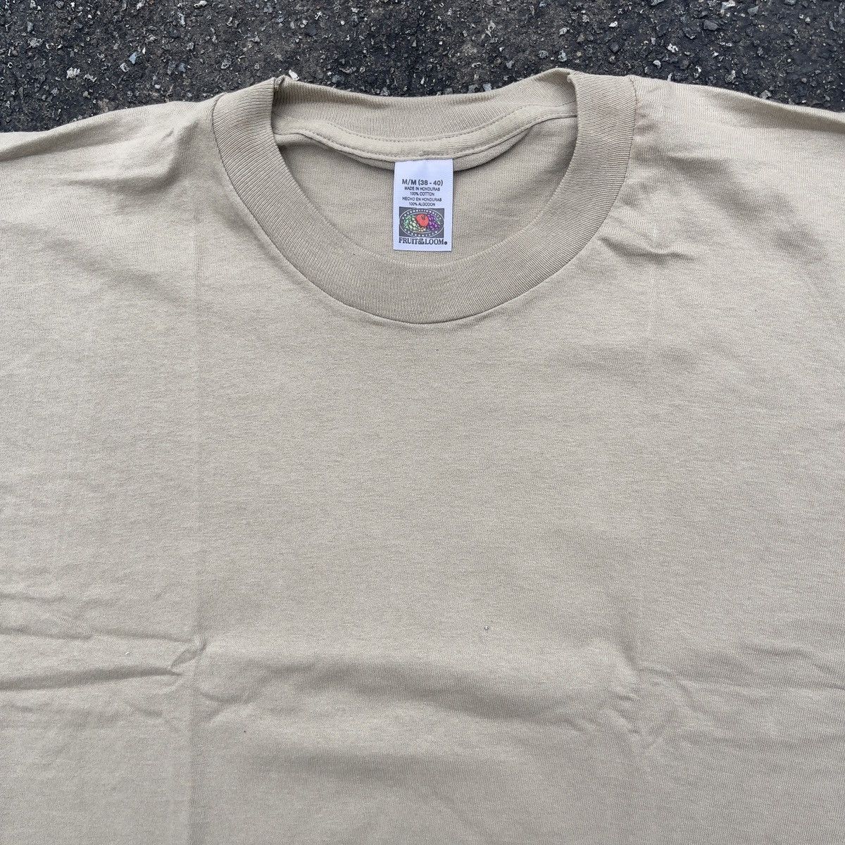 Fruit Of The Loom × Vintage Vintage 90s FRUIT OF THE LOOM Blank Faded Army Green T Shirt Size US M / EU 48-50 / 2 - 2 Thumbnail