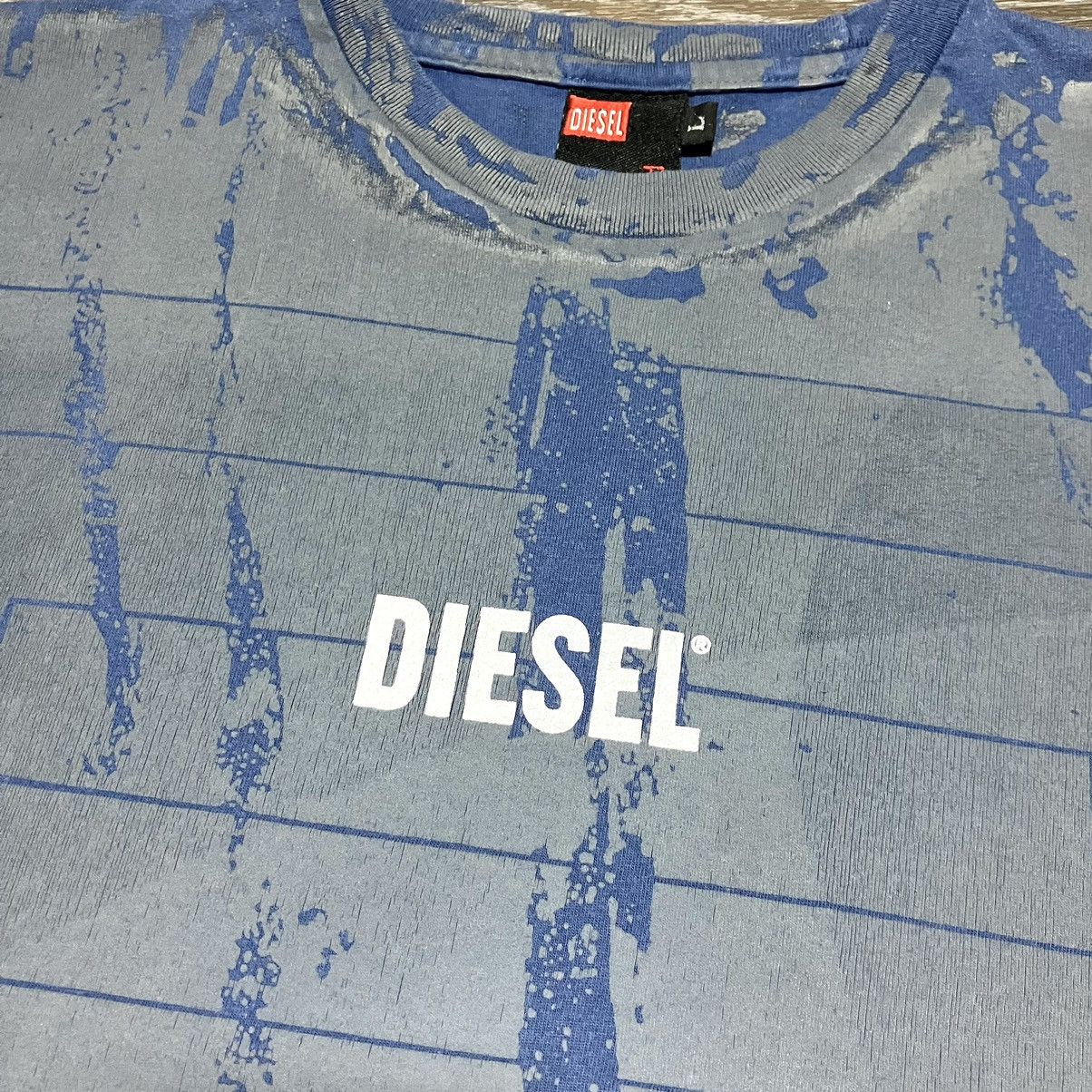 Diesel 90s Vintage DIESEL Center Logo Graphic T-shirt Size US L / EU 52-54 / 3 - 4 Thumbnail