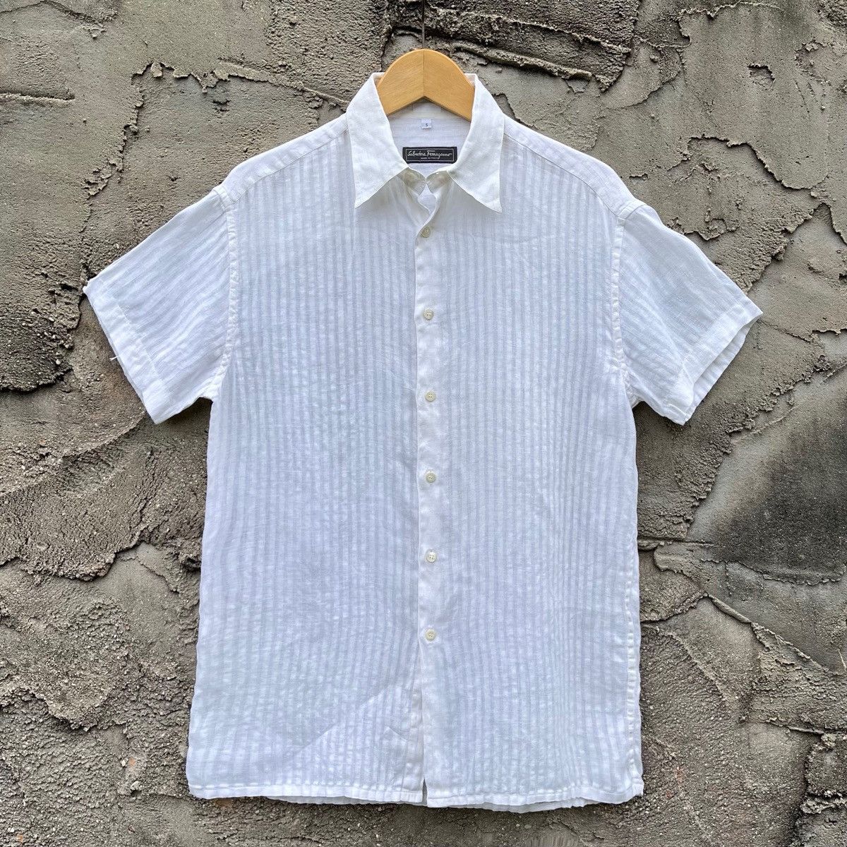 Salvatore Ferragamo Vintage Salvatore Ferragamo Linen shirt Size US L / EU 52-54 / 3 - 1 Thumbnail