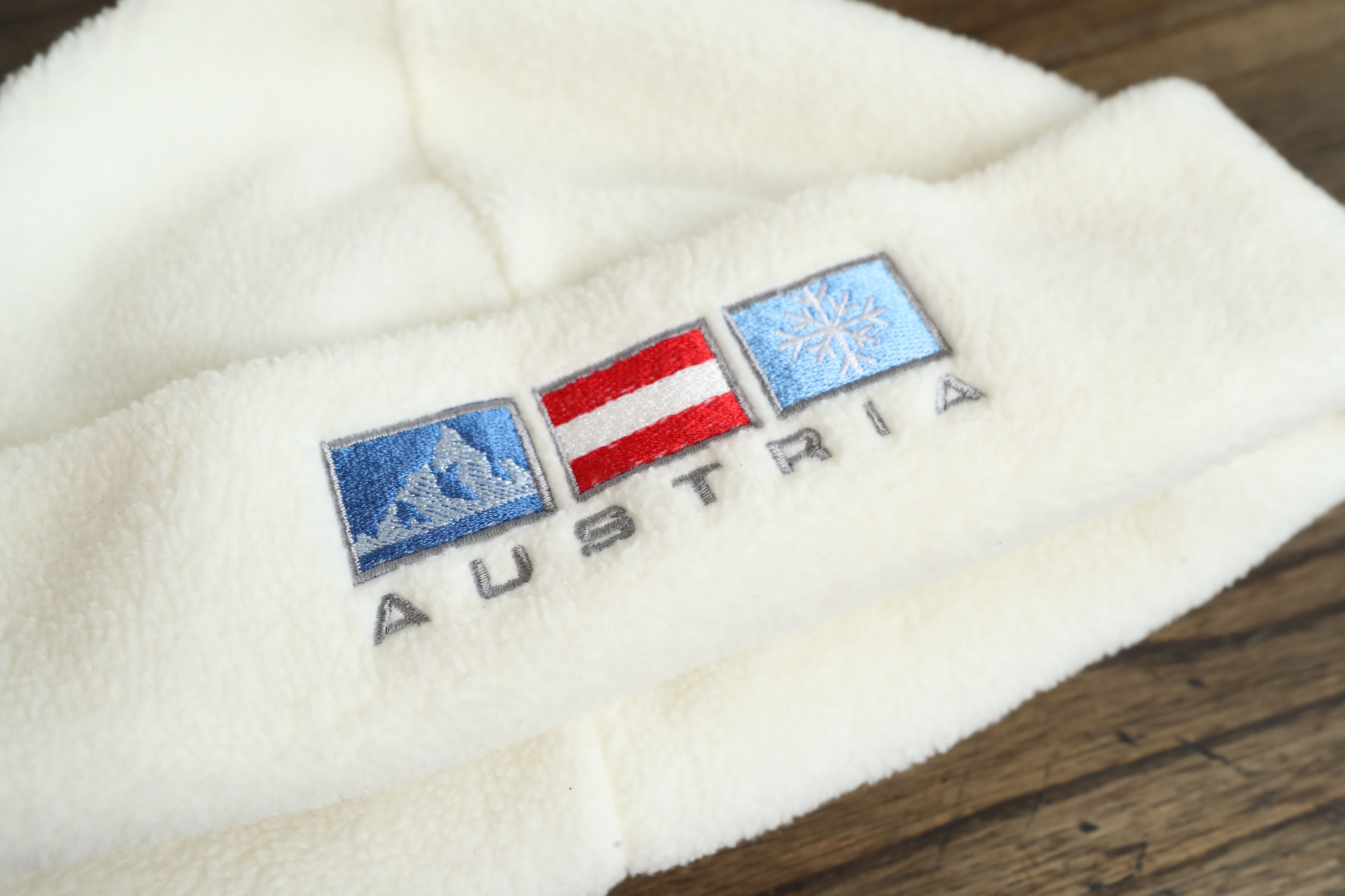 Vintage TAGO White Fleece Austria Beanie (OS) Size ONE SIZE - 7 Thumbnail