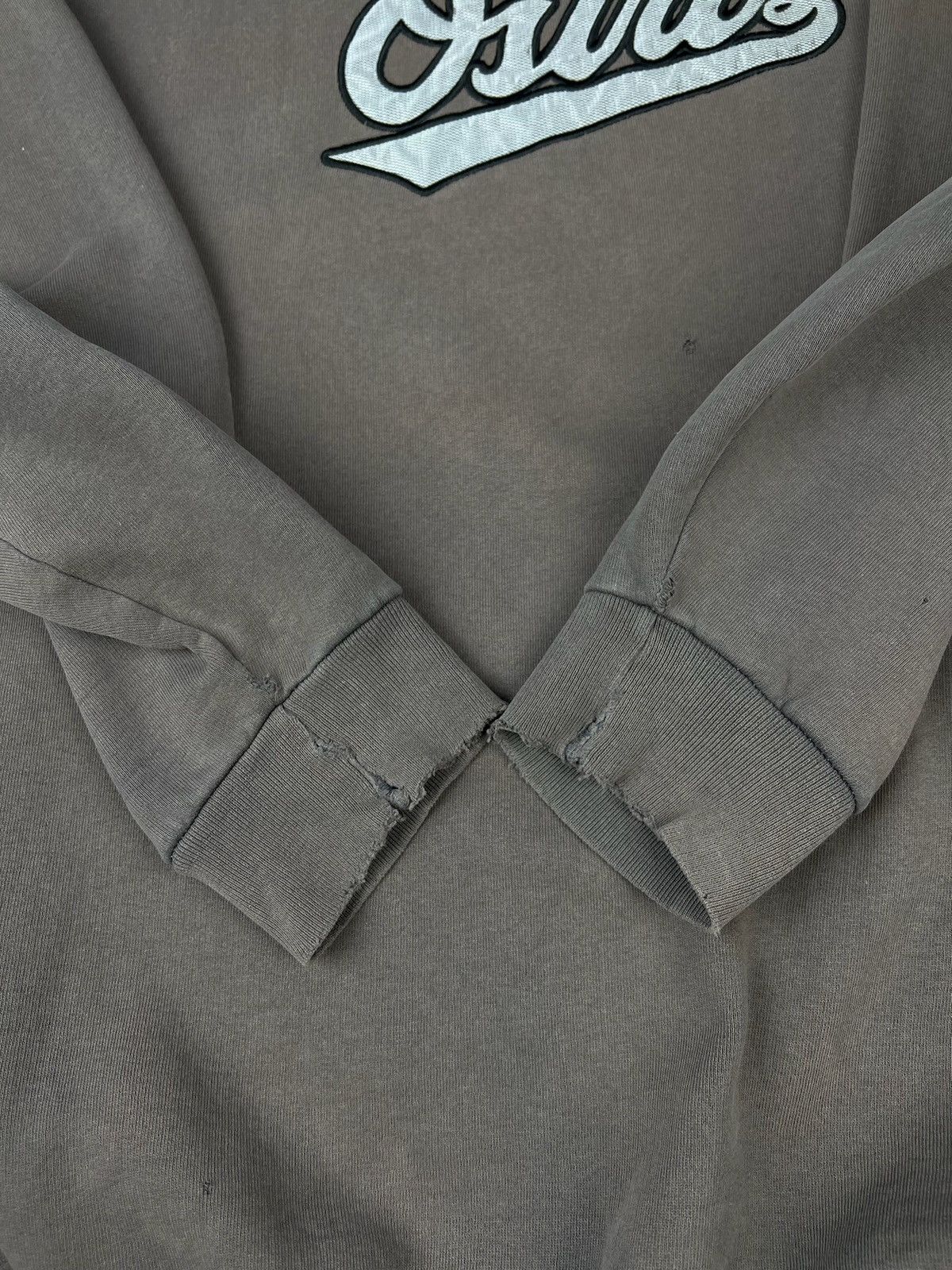 Osiris × Vintage Vintage OSIRIS Skateboard Faded Sweatshirt Big Logo Y2K Sk8 Size US L / EU 52-54 / 3 - 5 Thumbnail