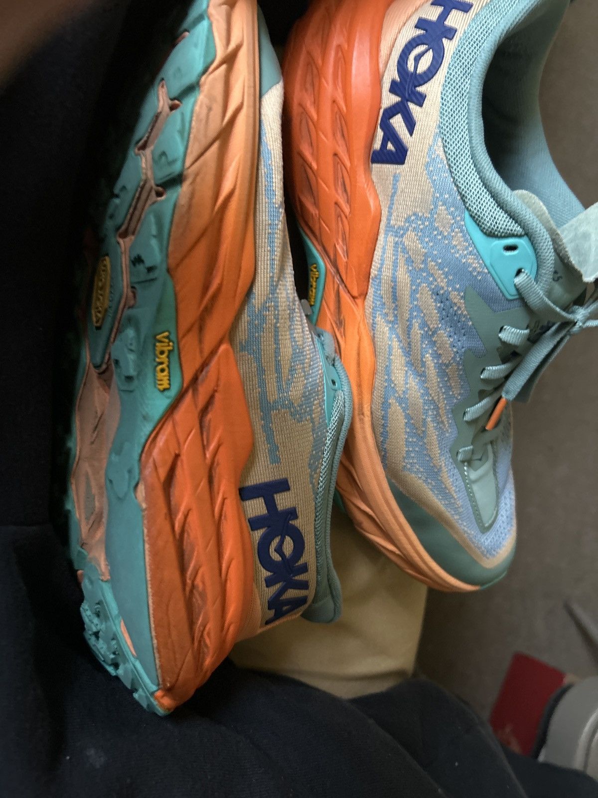 Hoka Hoka special come one xome all Size US 9 / EU 42 - 2 Thumbnail