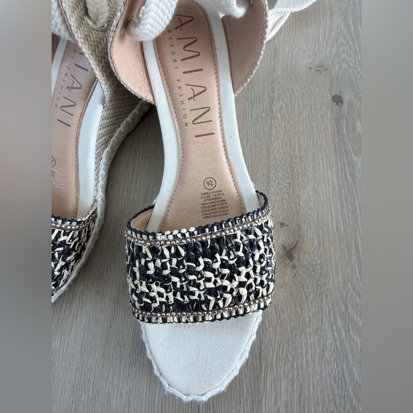 Other Like New Miani Black and Cream Espadrille Sandals size 8 Size US 8 / IT 38 - 2 Thumbnail