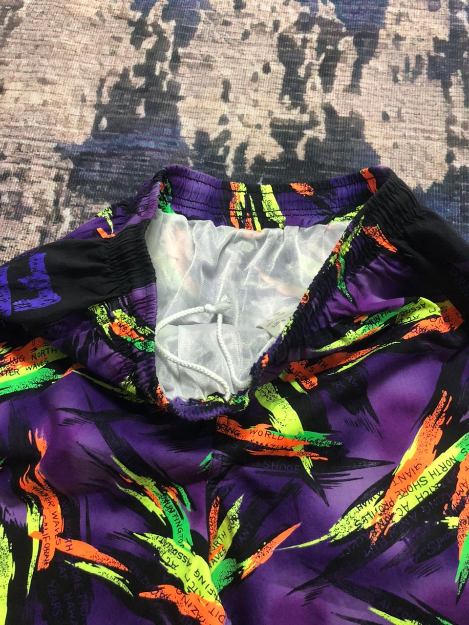 Japanese Brand Flying Hawk Surf Style Short Pants Abstract Design Size US 30 / EU 46 - 8 Thumbnail