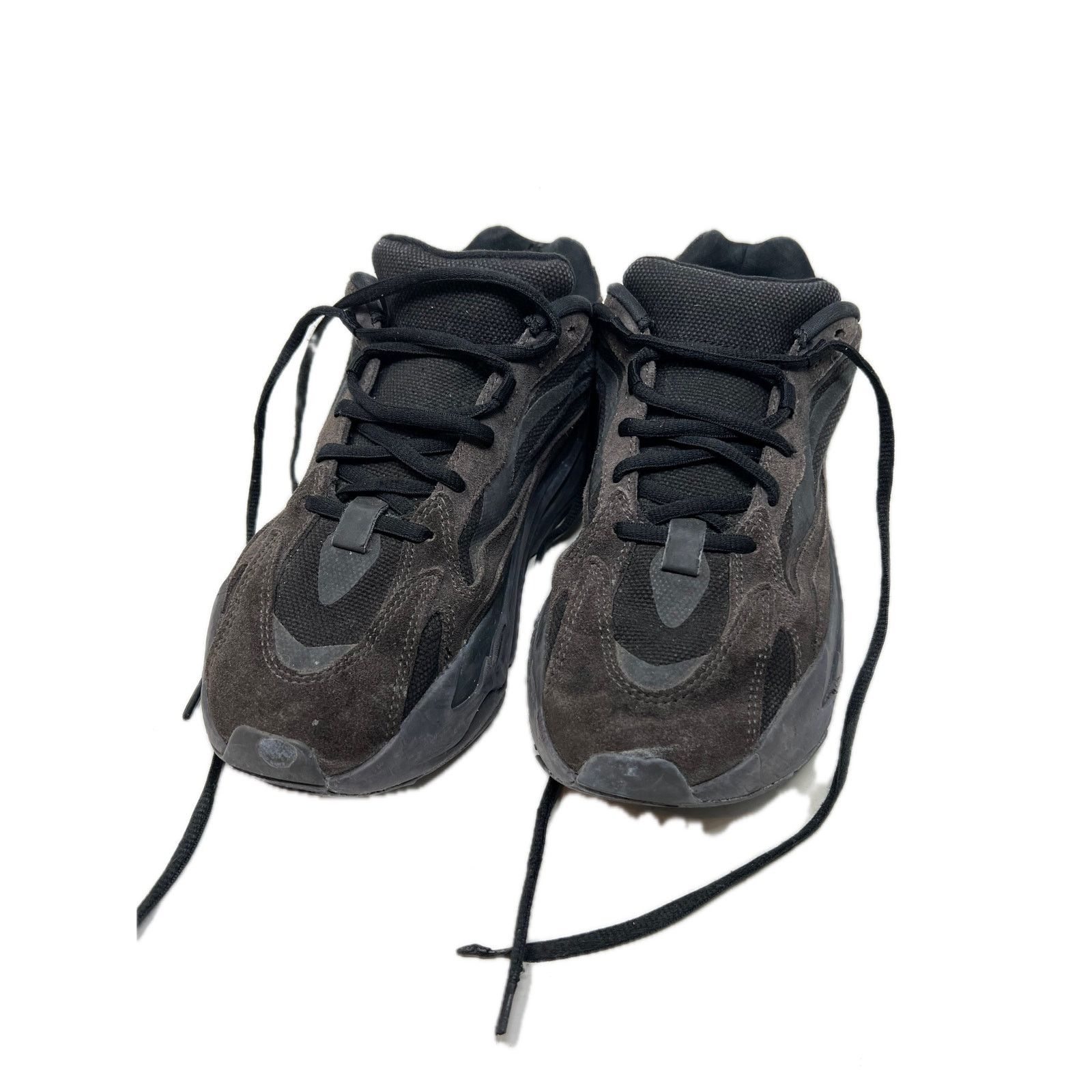 adidas Yeezy Boost 700 V2 Vanta Mens