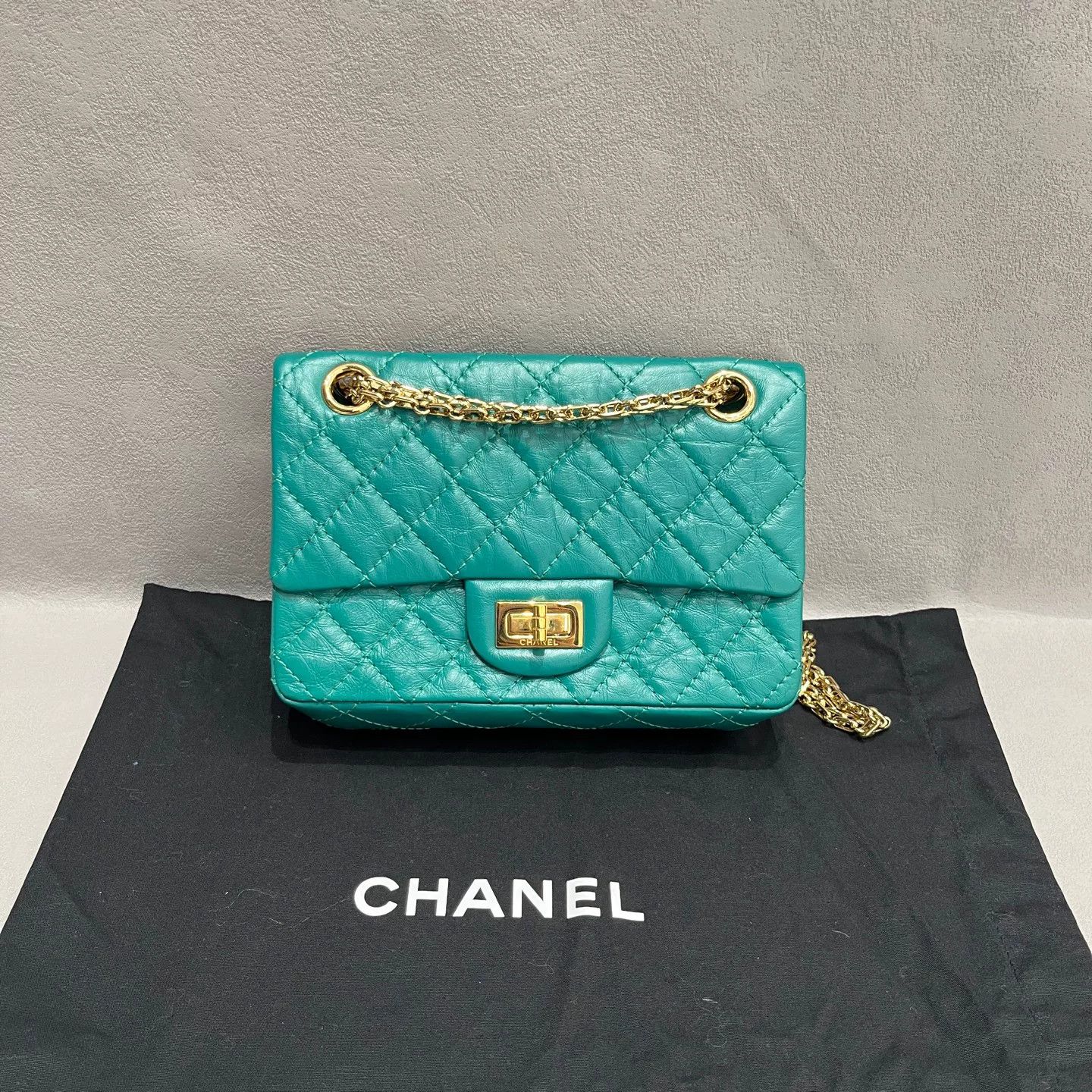 Chanel Pre-loved Bag Very good condition Size ONE SIZE - 1 Thumbnail