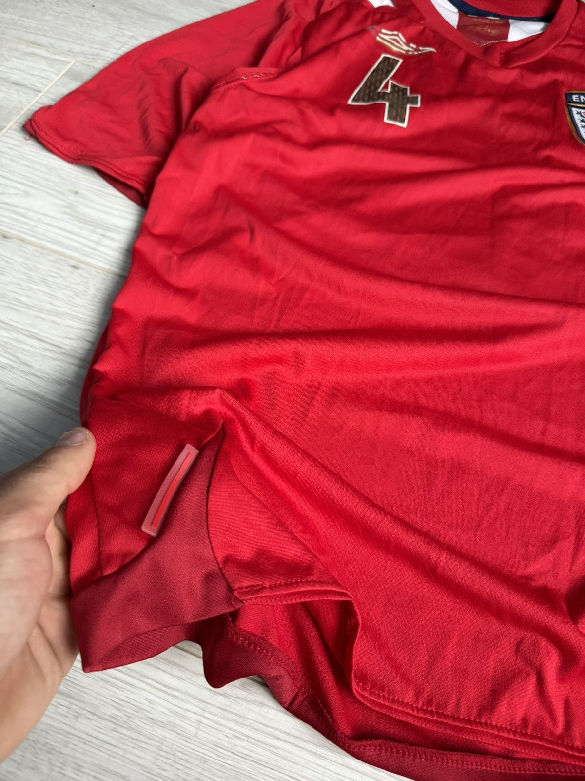 Umbro × Vintage Vintage Umbro 4 GERRARD Soccer Jersey England 2005 Size US L / EU 52-54 / 3 - 3 Thumbnail