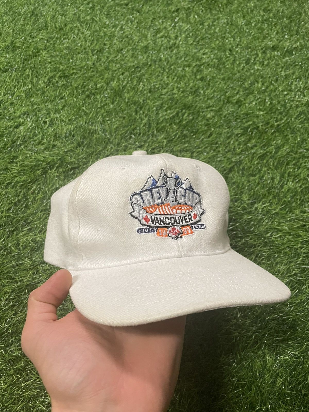 Vintage Vintage Starter CFL grey Cup Vancouver 1999 Hat Size ONE SIZE - 1 Thumbnail