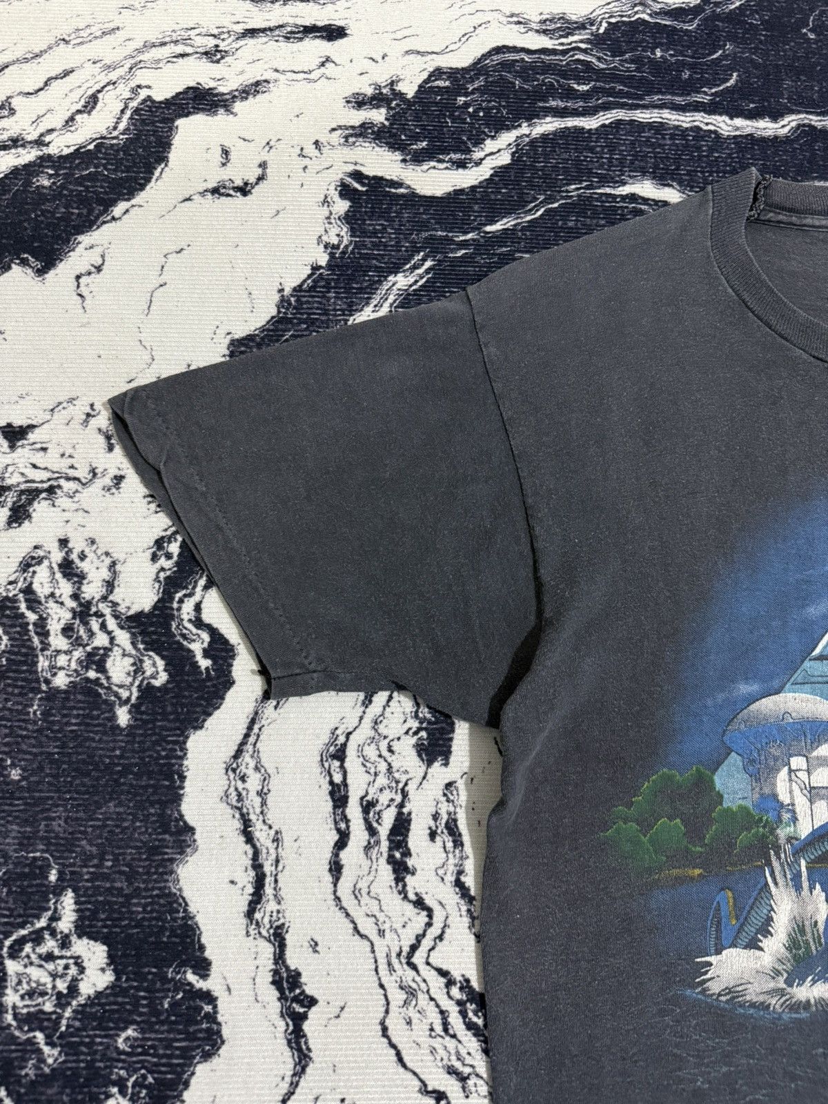 Band Tees Vintage asia 1983 invasion concert tour tshirt Size US S / EU 44-46 / 1 - 8 Thumbnail
