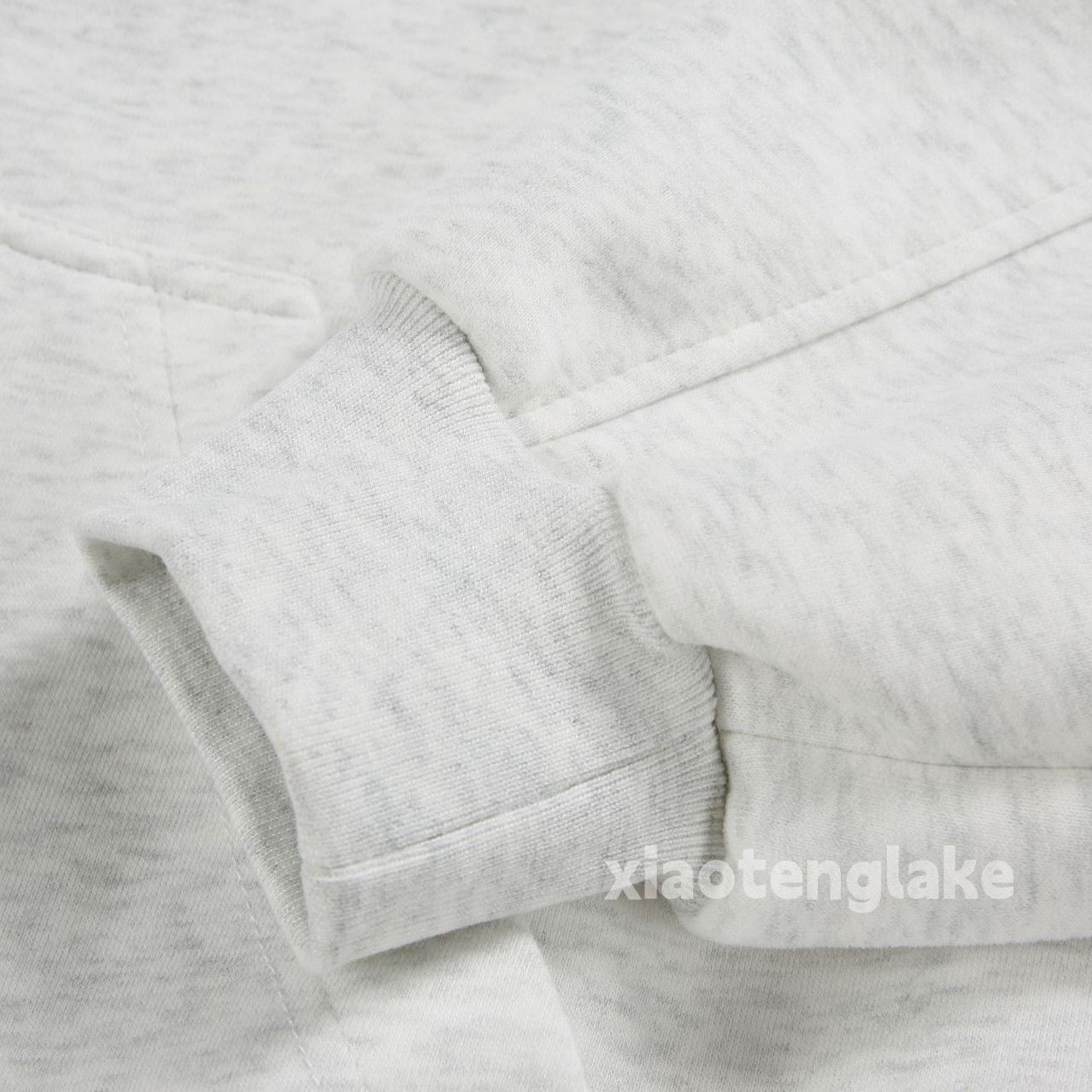 Vintage unisex outdoor utility embroidery pattern yuppie hoodie Size US M / EU 48-50 / 2 - 4 Thumbnail
