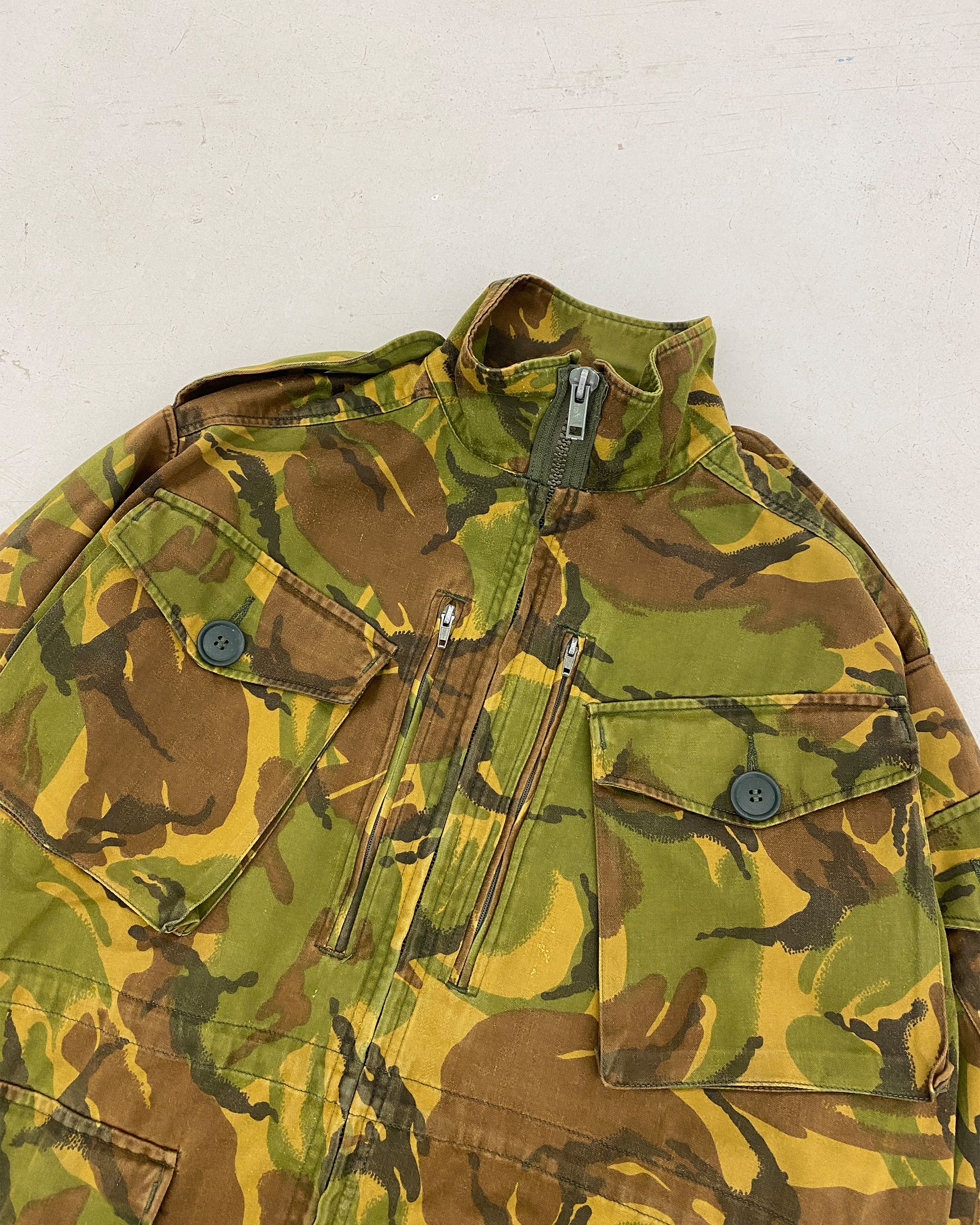 Vintage 1980s British Army DPM Smock Combat Camo Jacket Size US XL / EU 56 / 4 - 7 Thumbnail