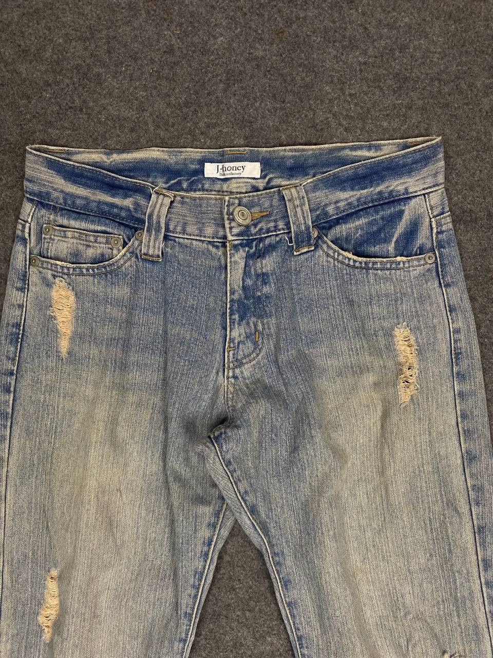 Japanese Brand j-honey japanese brand distressed denim nice design Size US 33 - 7 Thumbnail