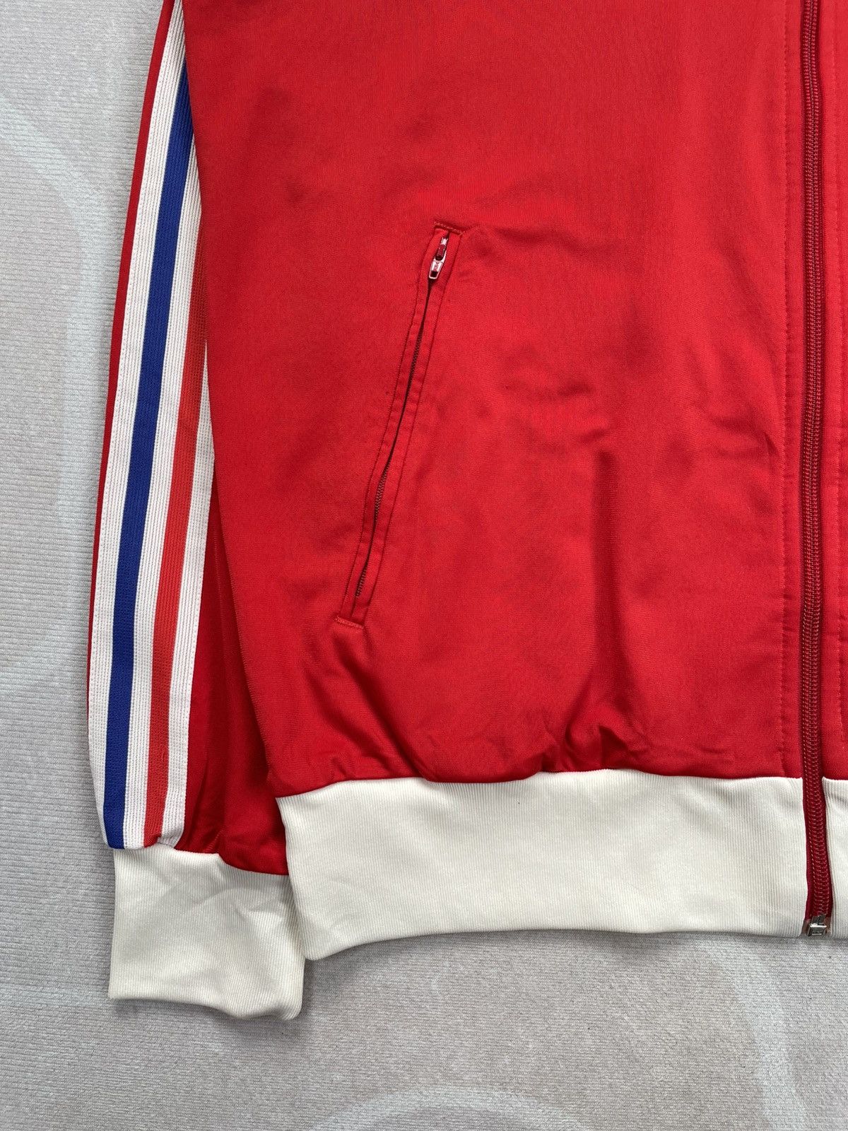 Adidas VINTAGE ADIDAS GREAT BRITAIN TRACKTOP Size US L / EU 52-54 / 3 - 8 Thumbnail