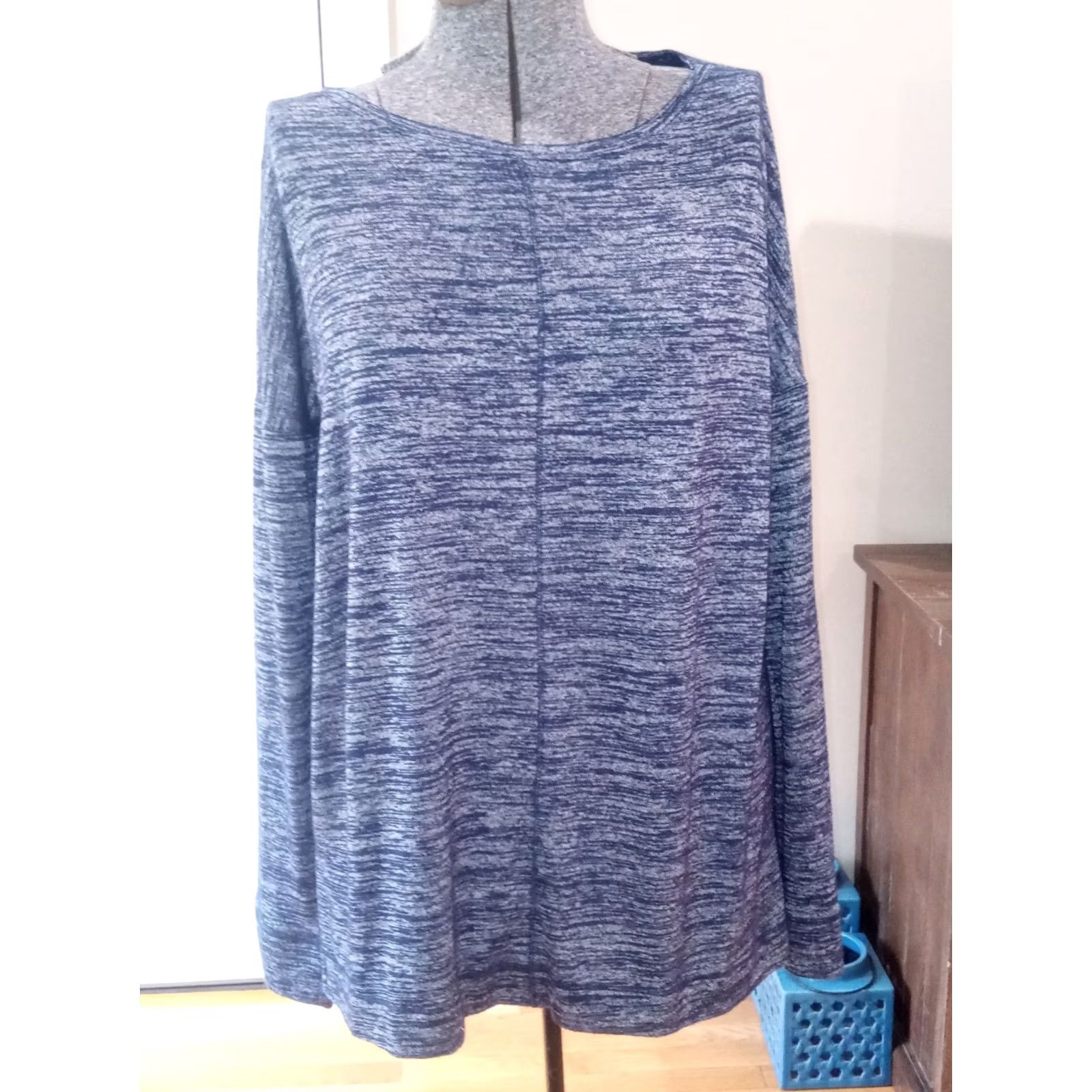Lou & Grey Lou & Grey Women's Long Sleeve Marled Blue Lounge Top T-Shirt Size L Crew Neck, 28" Length, Tunic Style Size L / US 10 / IT 46 - 2 Thumbnail