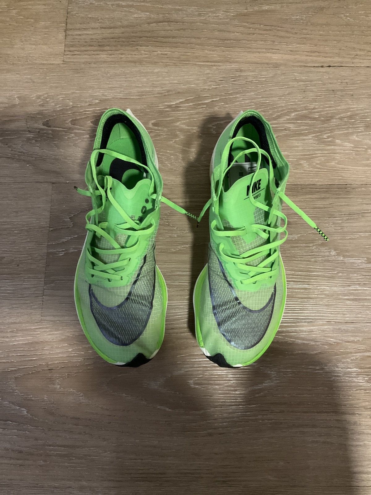 Nike Nike ZoomX Vaporfly Next% Electric Green Size US 9 / EU 42 - 1 Thumbnail