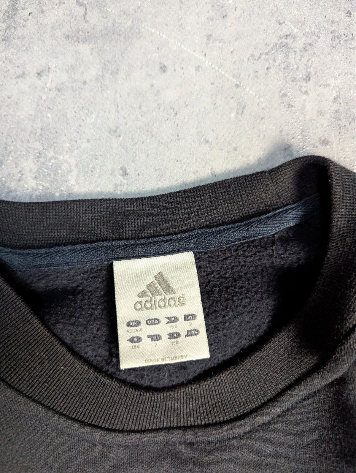 Adidas 💕Adidas VTG sweatshirt 00s Size US L / EU 52-54 / 3 - 4 Thumbnail
