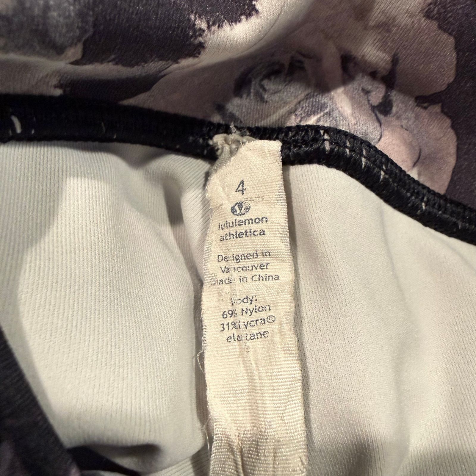 Lululemon Lululemon Women’s Floral Leggings Size 4 Size 27" / US 4 / IT 40 - 7 Thumbnail