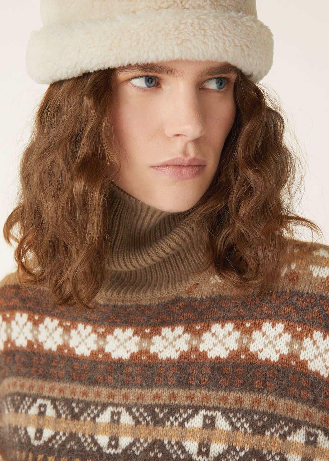 o1w1db10825 FAO5809 Scopello Turtleneck Sweater Multicolor