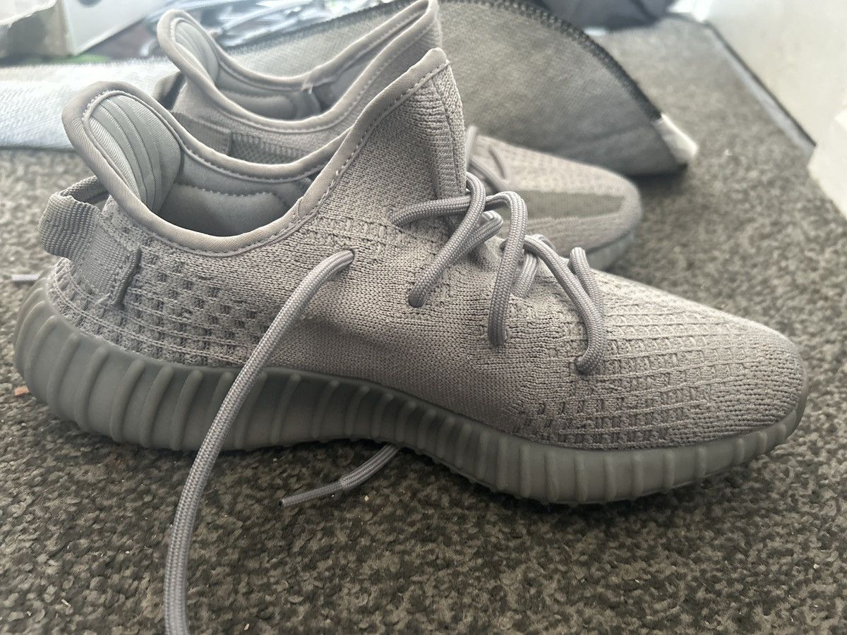 Yeezy Yeezy boost 350 v2 Size US 9 / EU 42 - 3 Thumbnail