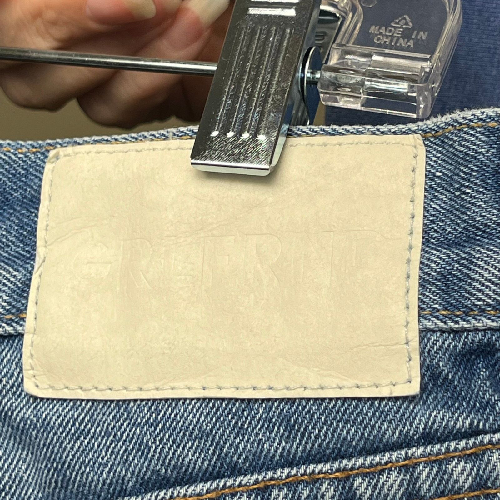 GRLFRND GRLFRND Hayden Low Rise Button Fly Boyfriend Jean Shorts 27 Size 27" / US 4 / IT 40 - 3 Thumbnail