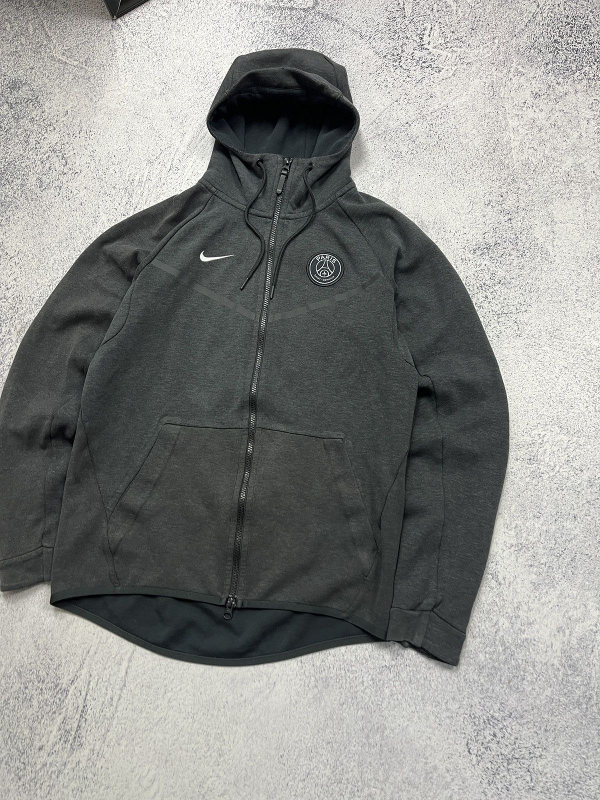 Nike Nike Tech Fleece PSG France Zip Up Hoodie Drill Jacket Hype Size US S / EU 44-46 / 1 - 4 Thumbnail