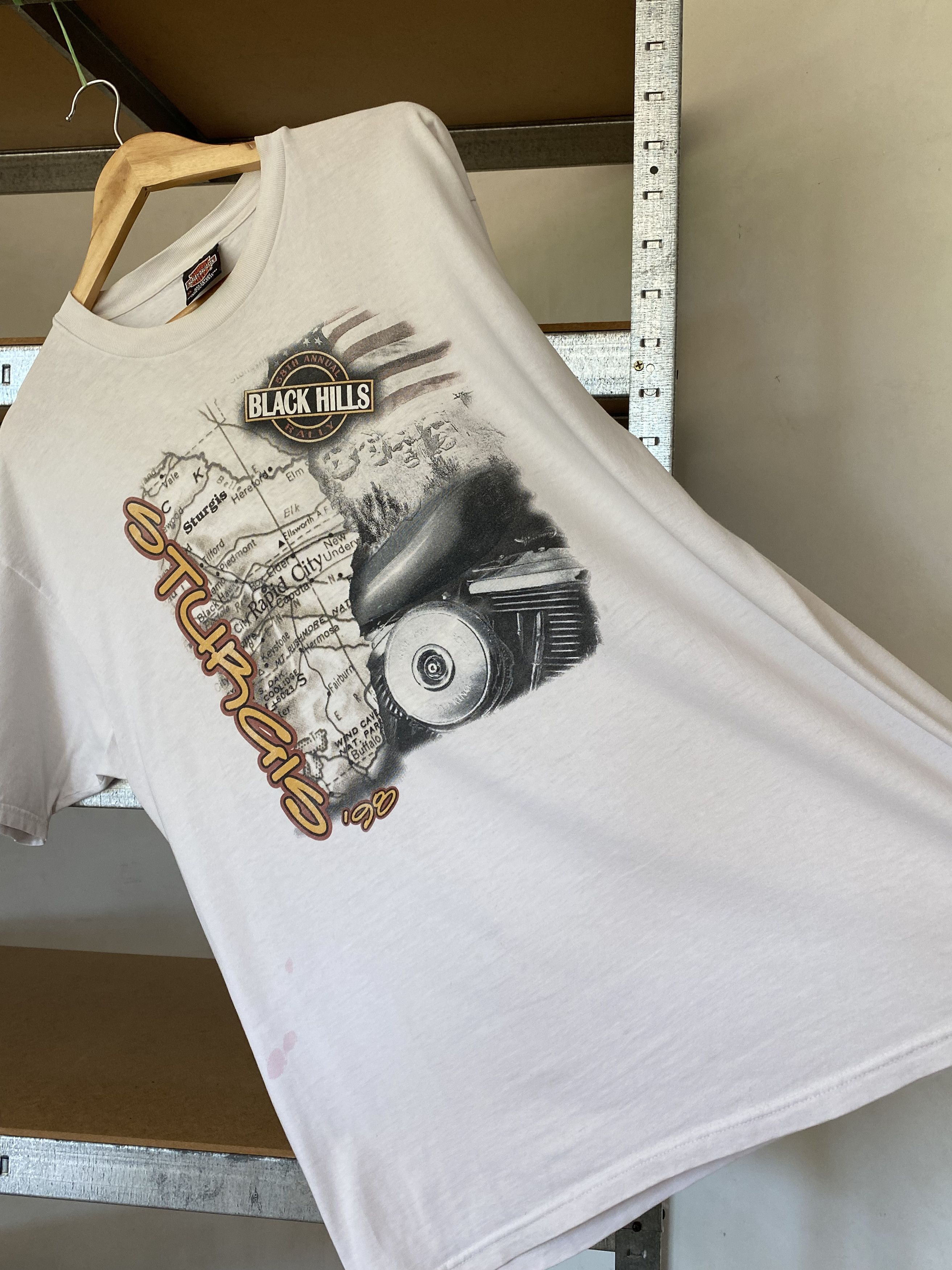 Harley Davidson × Vintage Vintage 1998 Harley Davidson Black Hills Sturgis T-shirt Size US XL / EU 56 / 4 - 4 Thumbnail