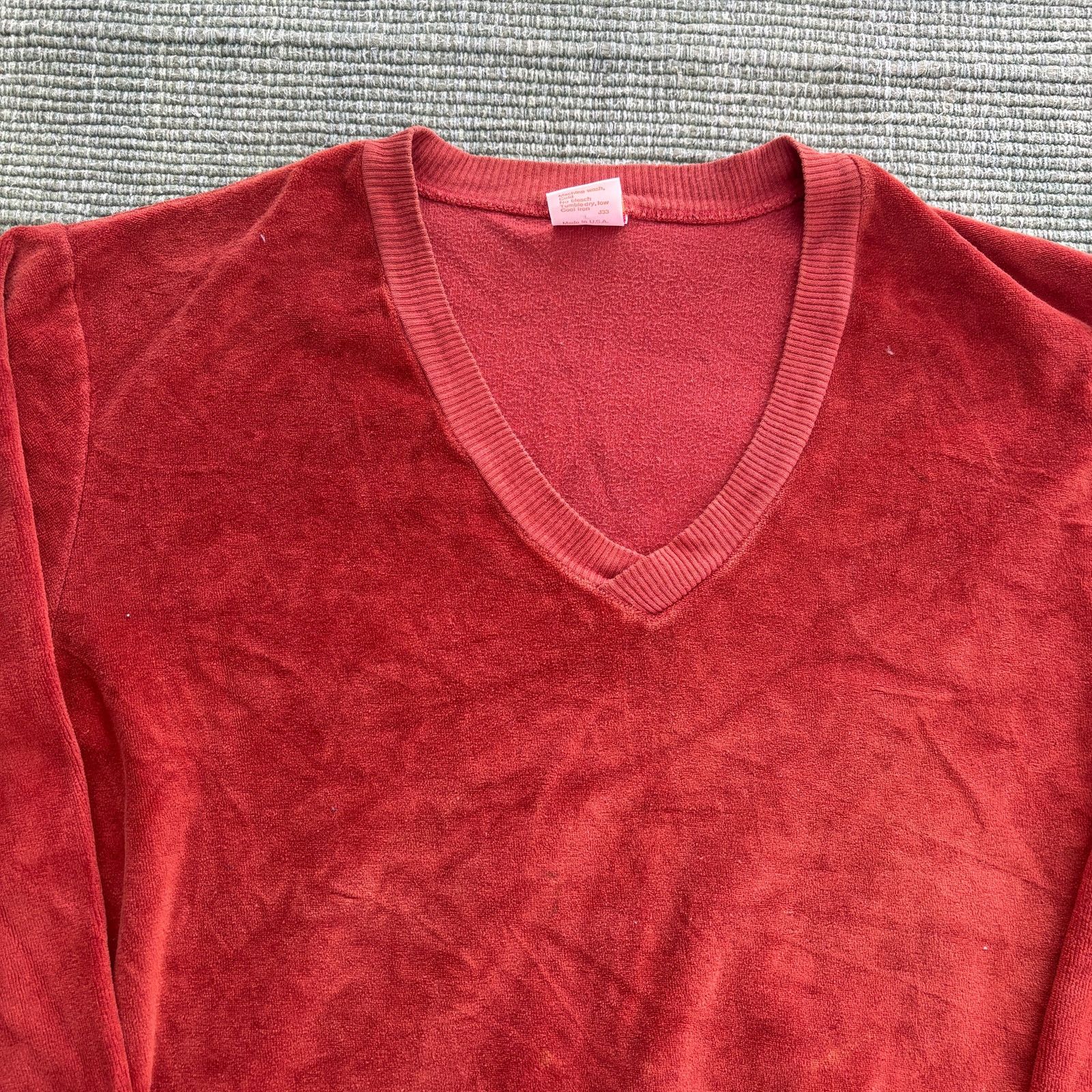 Jantzen × Vintage Vintage 70s jantzen red velvet sweater size xl Size US XL / EU 56 / 4 - 2 Thumbnail