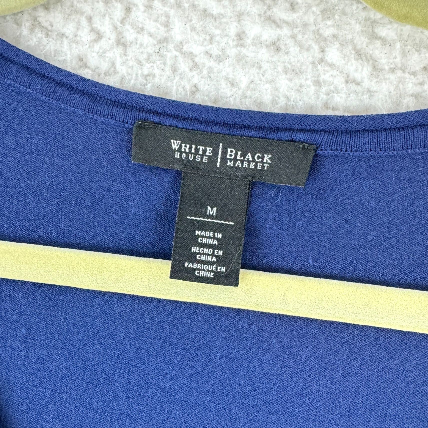 White House Black Market White House Black Market Shirt Women Medium Navy Blue V-Neck Stretch Long Sleeve Size M / US 6-8 / IT 42-44 - 5 Thumbnail