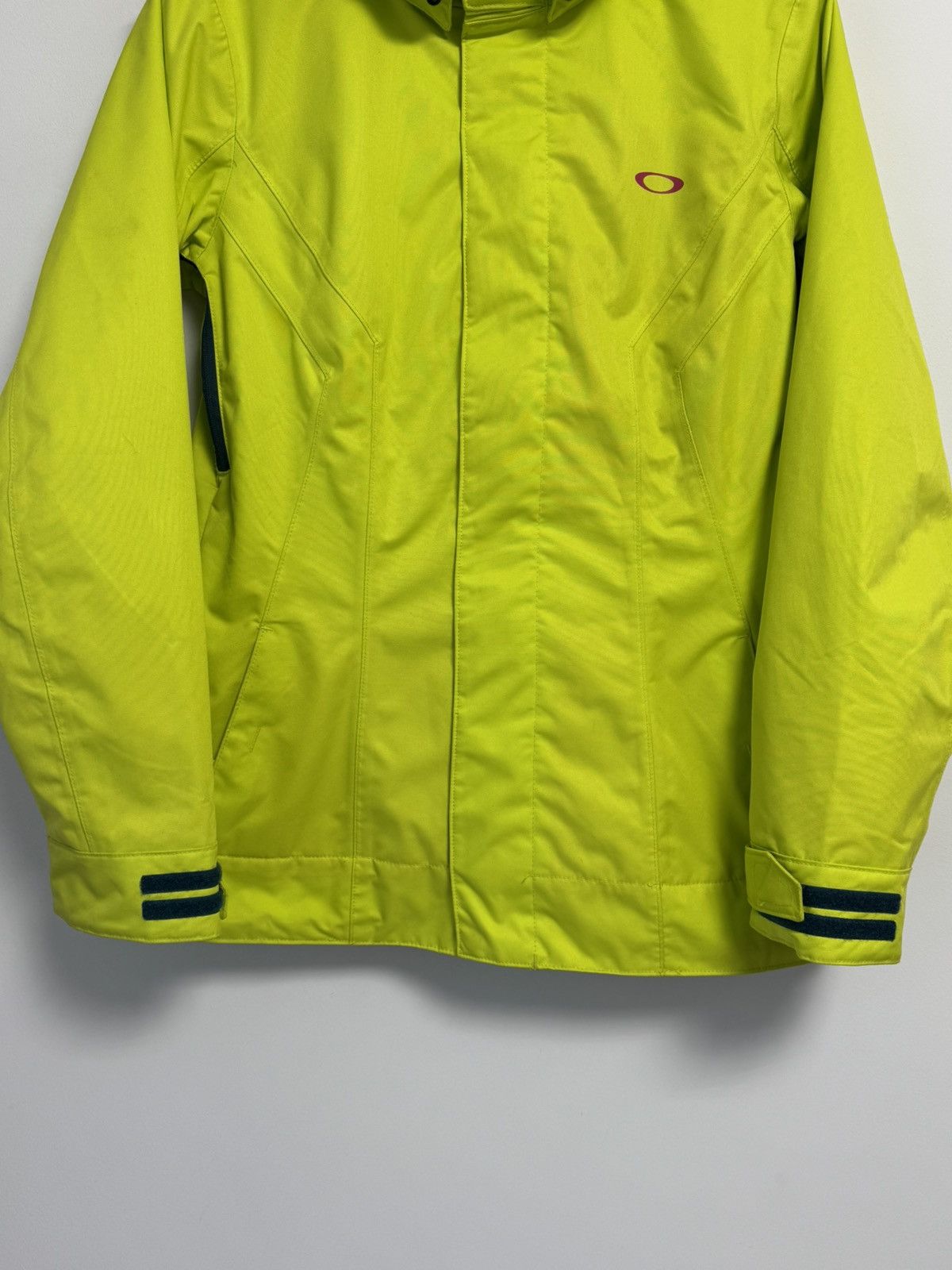 Oakley Oakley Vintage Y2K style Outdoor Jacket Women’s Size M / US 6-8 / IT 42-44 - 3 Thumbnail