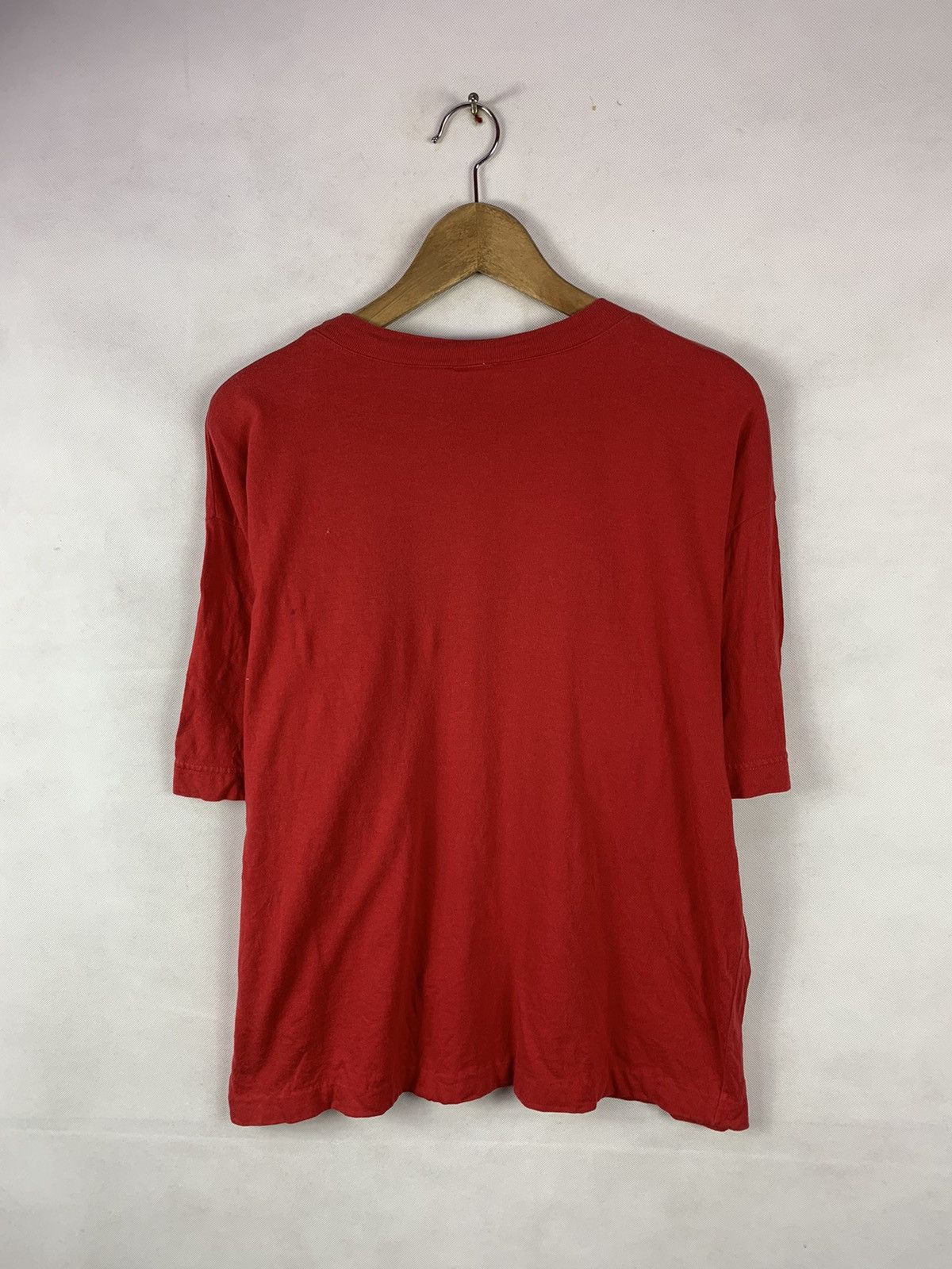 United Colors Of Benetton Steals! United Colors of Benetton Spellout Embroided Tee Size US M / EU 48-50 / 2 - 6 Thumbnail
