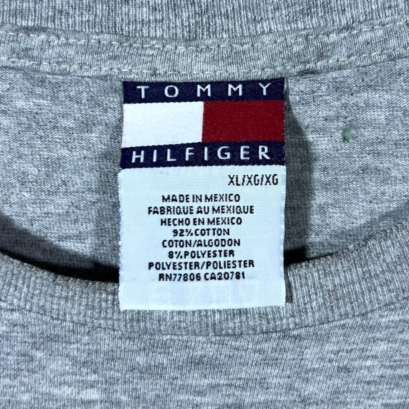 Tommy Hilfiger VINTAGE Tommy Hilfiger Big Logo Spellout Graphic Grey T-Shirt XL Men's Shirt 90s"} Size US XL / EU 56 / 4 - 3 Thumbnail