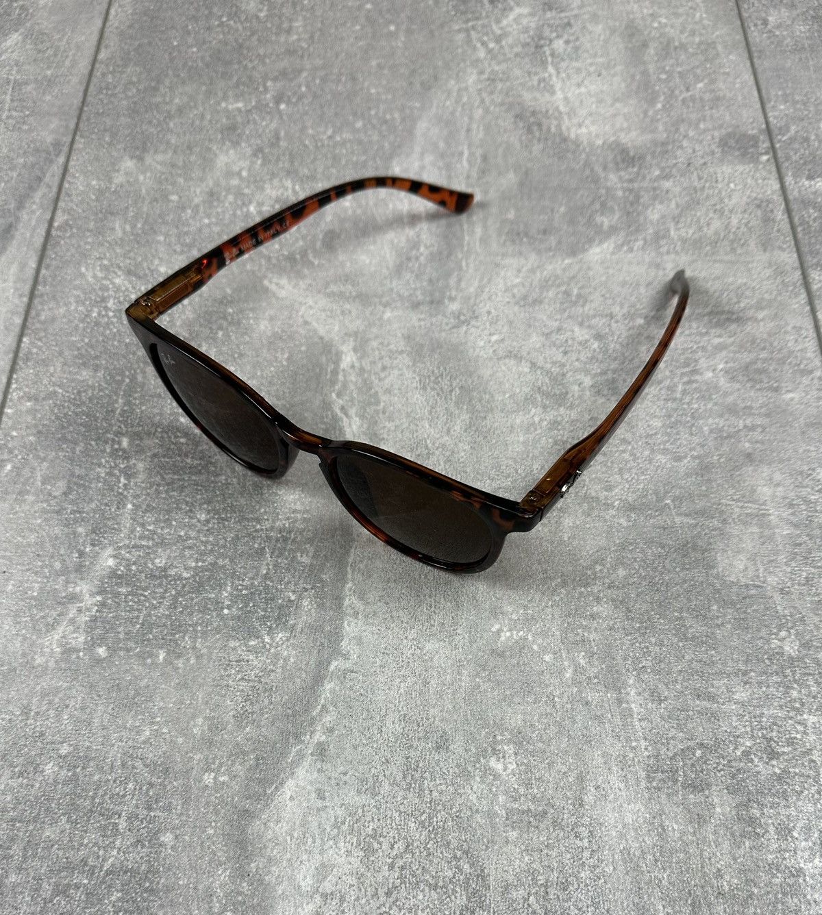 RayBan Vintage Ray Ban Leopard Print Sunglass Size ONE SIZE - 10 Thumbnail