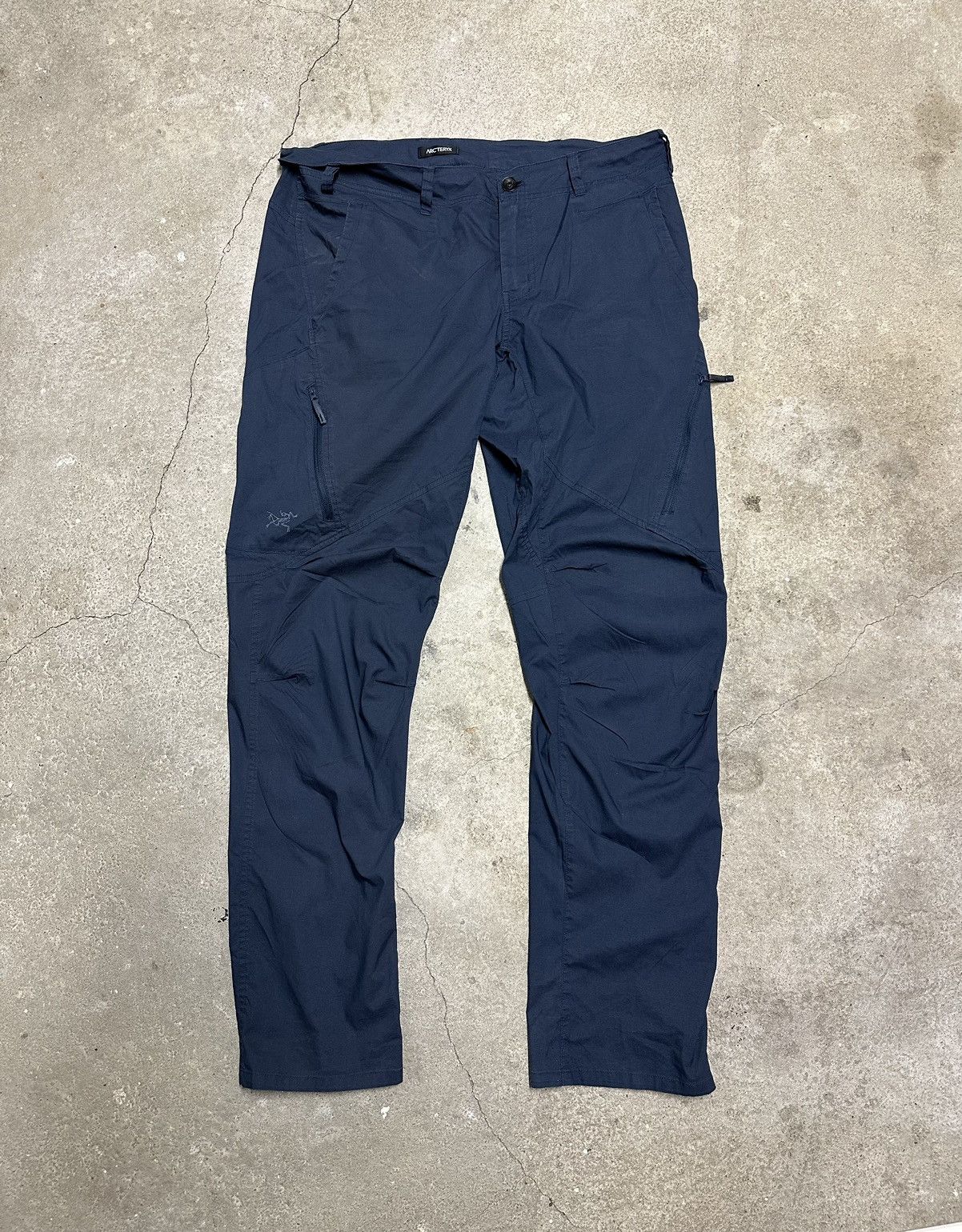 image of Arcteryx x Outdoor Life Arc'teryx Stowe Pants Gorpcore in Navy, Men's (Size 36)