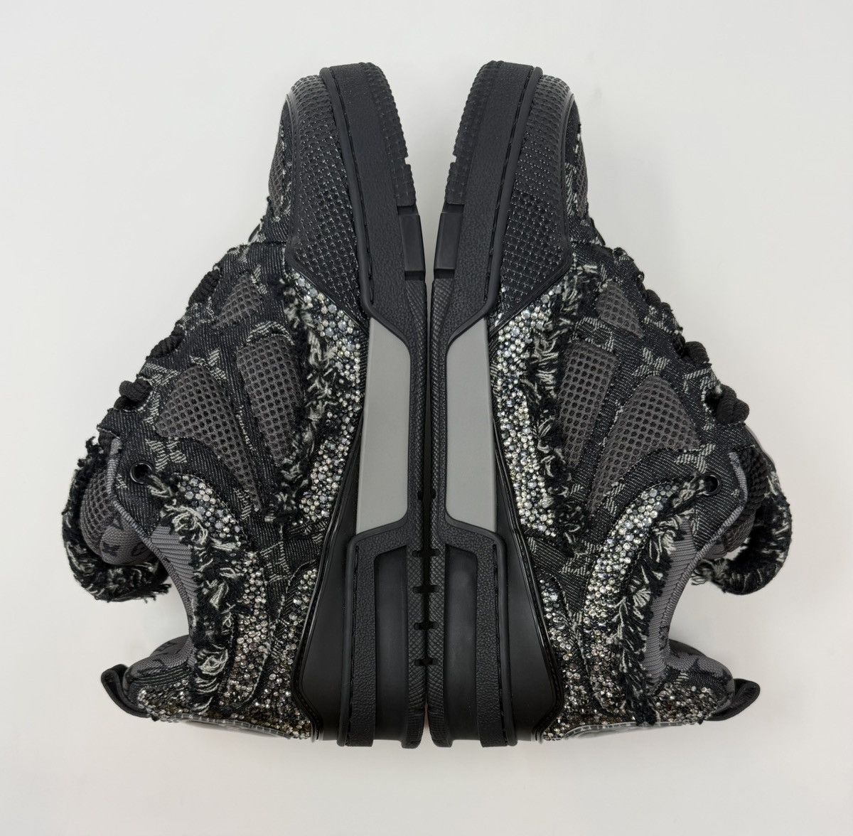Louis Vuitton Louis Vuitton Skate Swarovski Black Monogram Trainer Size US 10 / EU 43 - 4 Thumbnail
