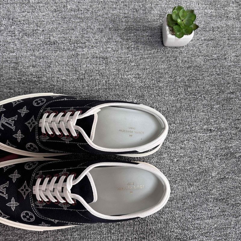 Louis Vuitton Louis Vuitton Stylish Casual Sneakers in Blue -2508 Size US 9.5 / EU 42-43 - 8 Thumbnail